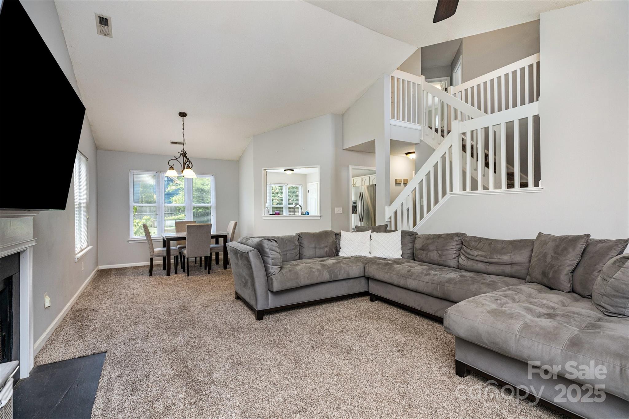 9101 Merlot Lane Property Photo 6