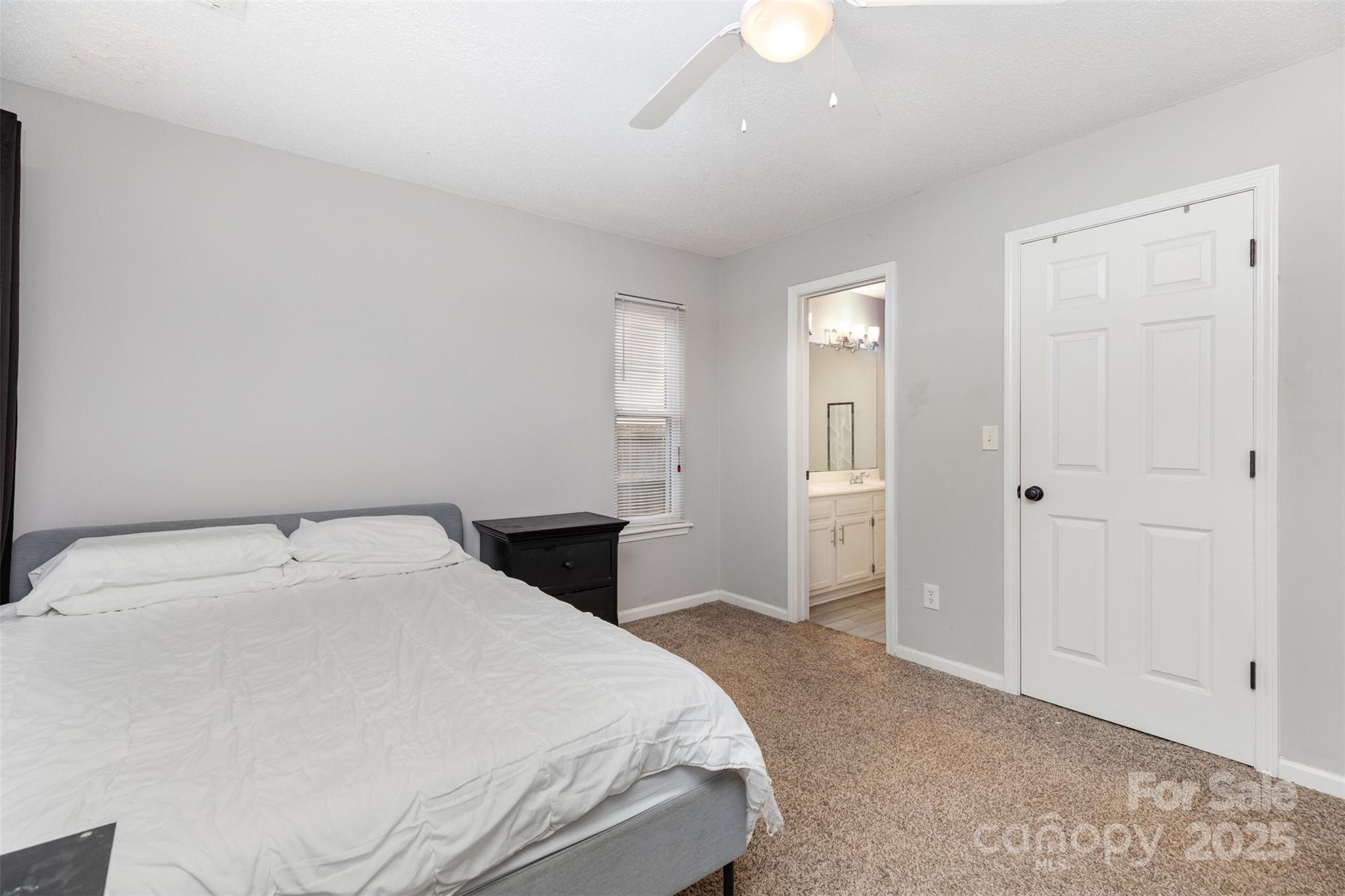 9101 Merlot Lane Property Photo 15