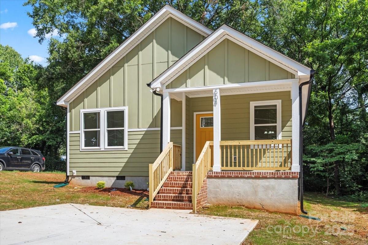 504 Fayetteville Avenue Property Photo 1