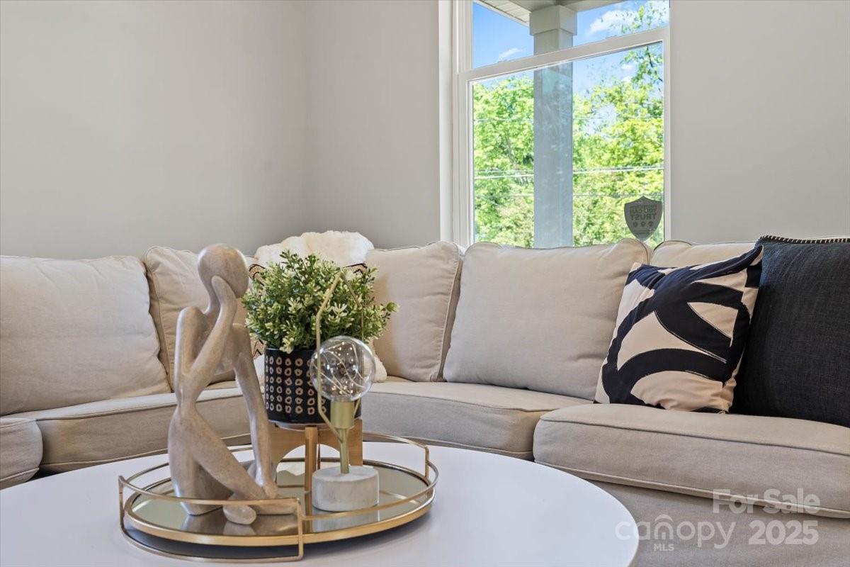 504 Fayetteville Avenue Property Photo 6