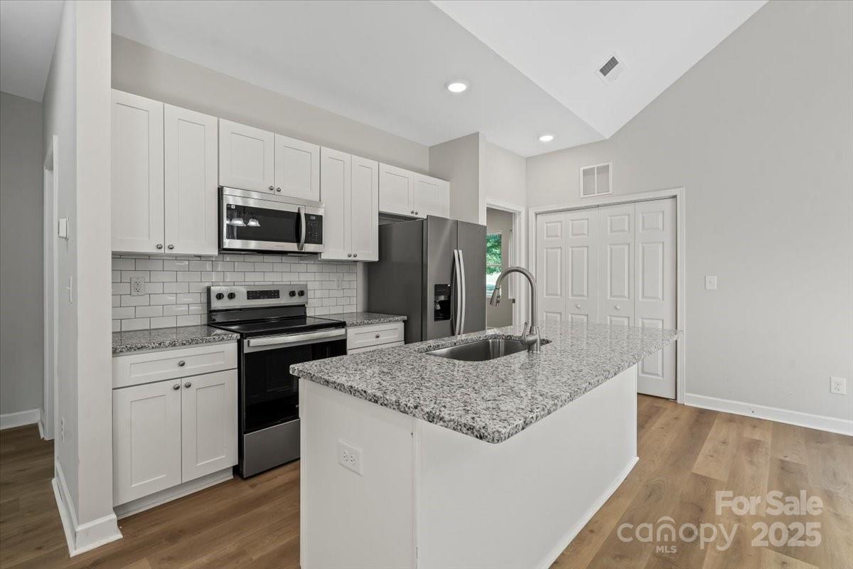 504 Fayetteville Avenue Property Photo 11