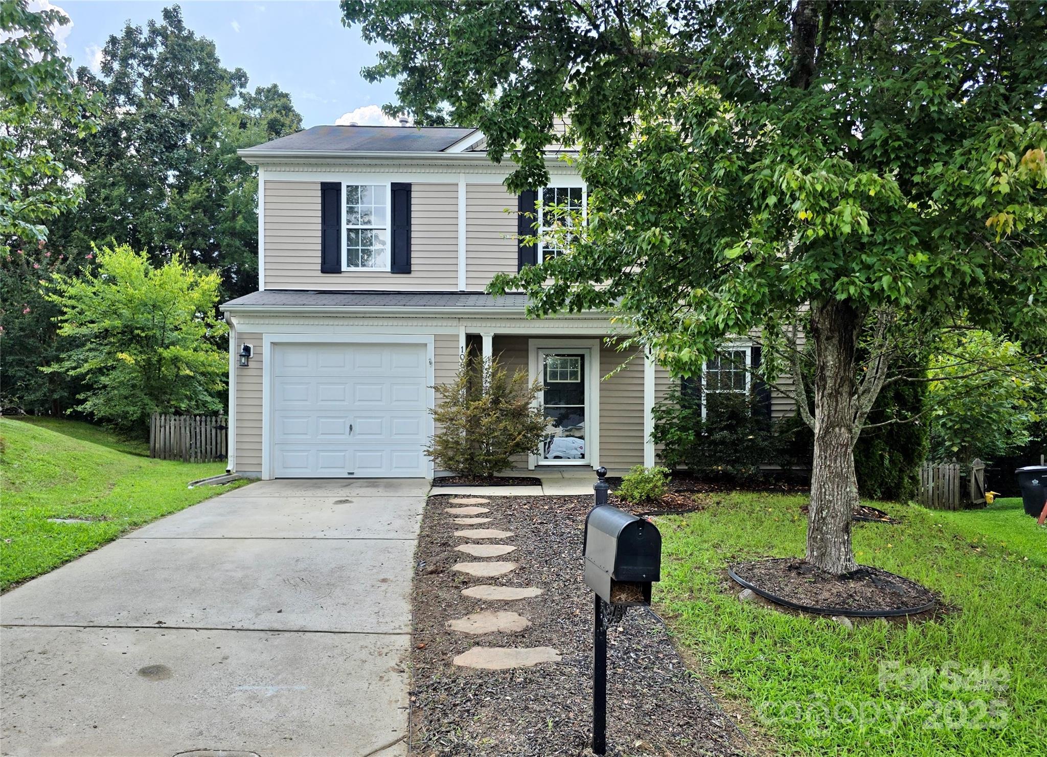 10609 Spring Rain Court Property Photo 1