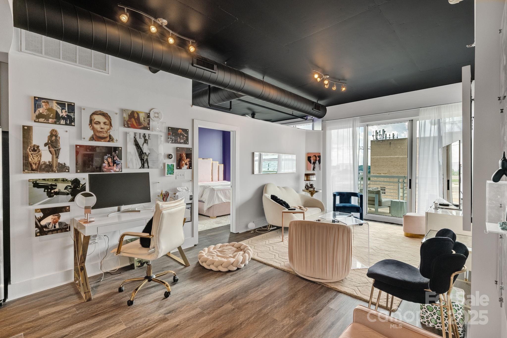 505 E 6th Street 1006 Property Photo 8