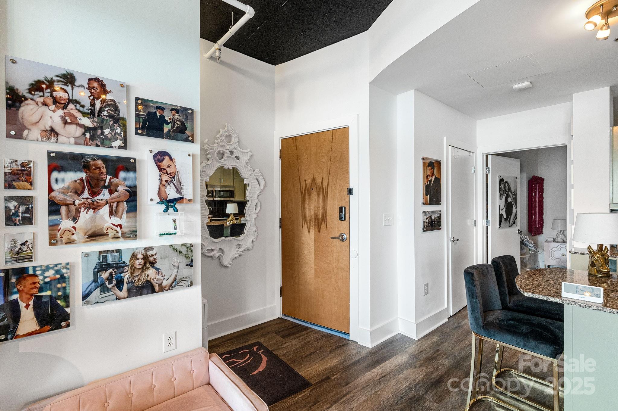 505 E 6th Street 1006 Property Photo 9