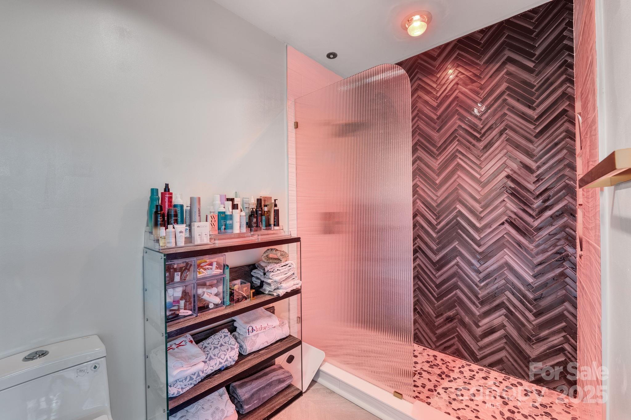 505 E 6th Street 1006 Property Photo 20