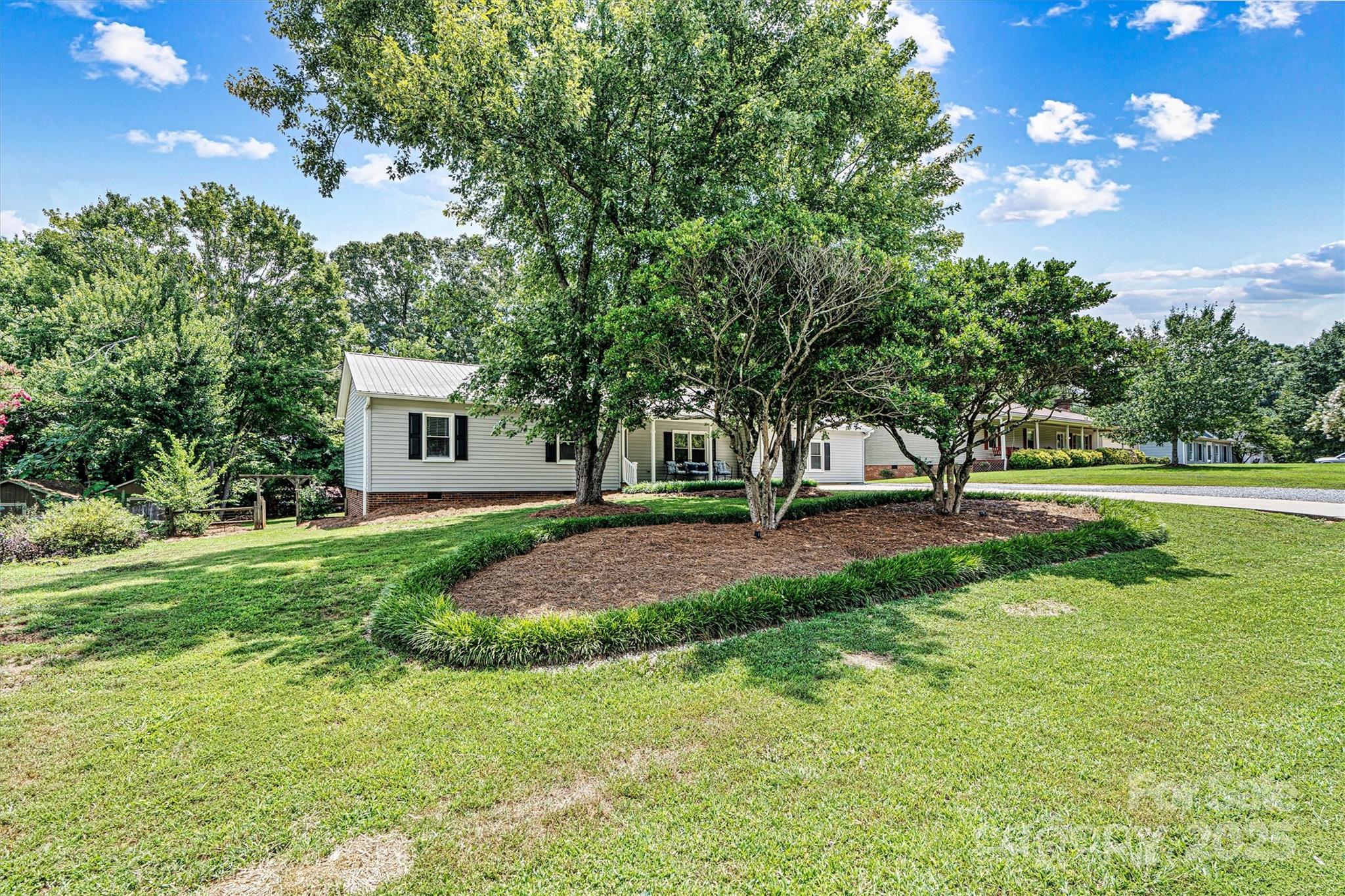 1328 32nd Street Court Property Photo 2