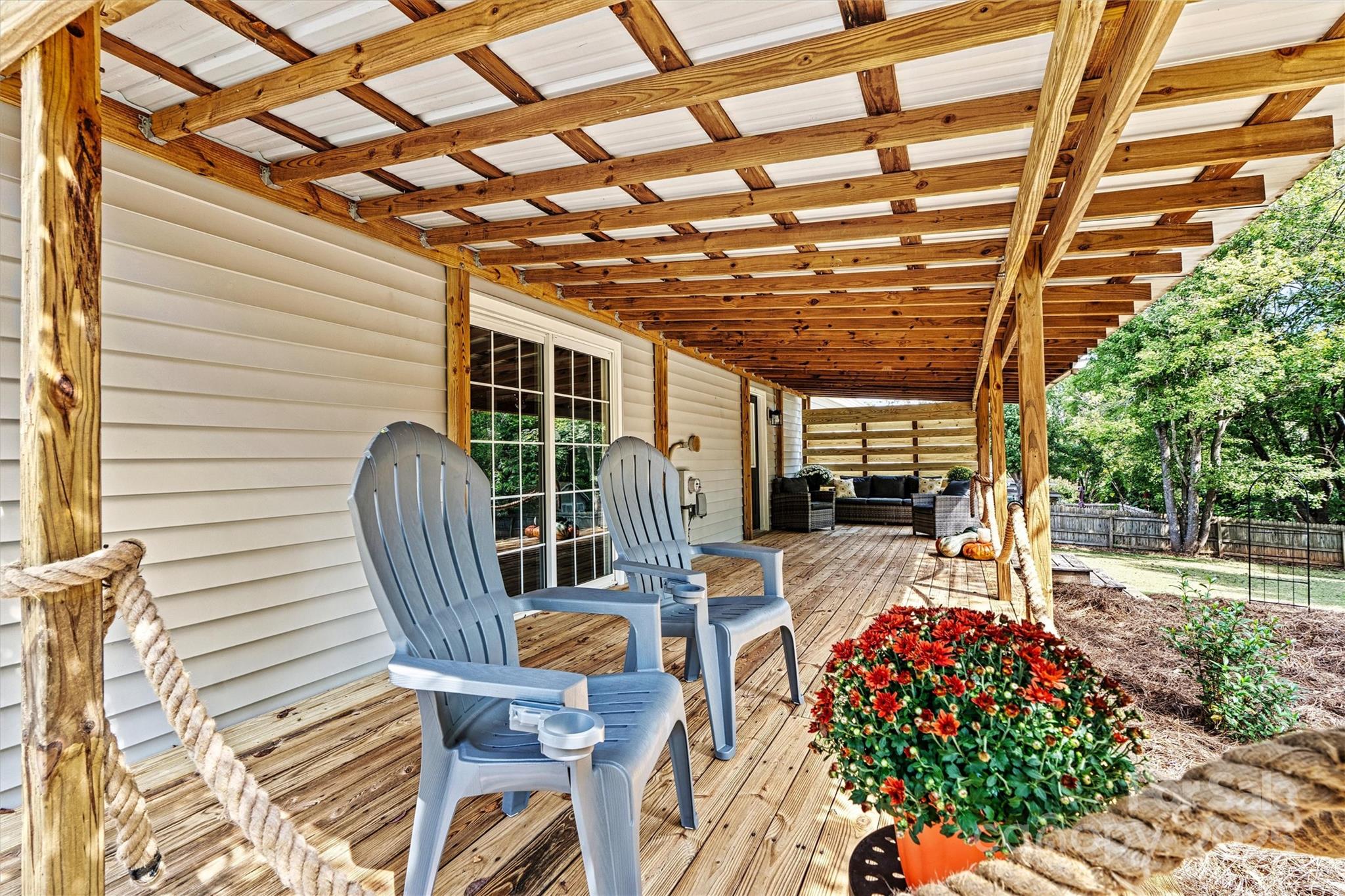 1328 32nd Street Court Property Photo 4