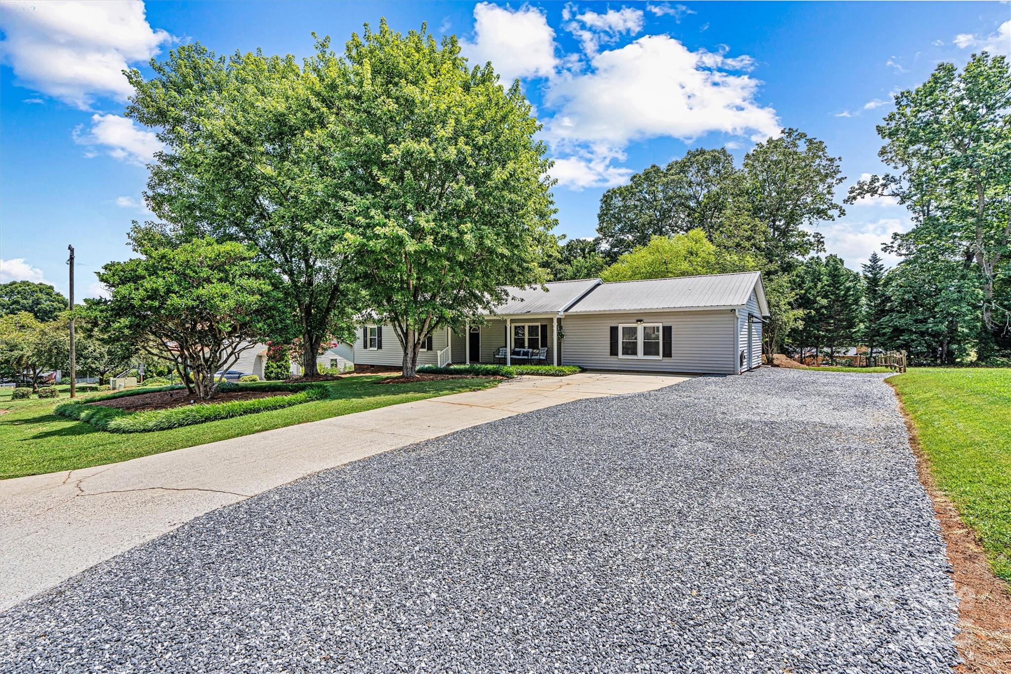 1328 32nd Street Court Property Photo 9