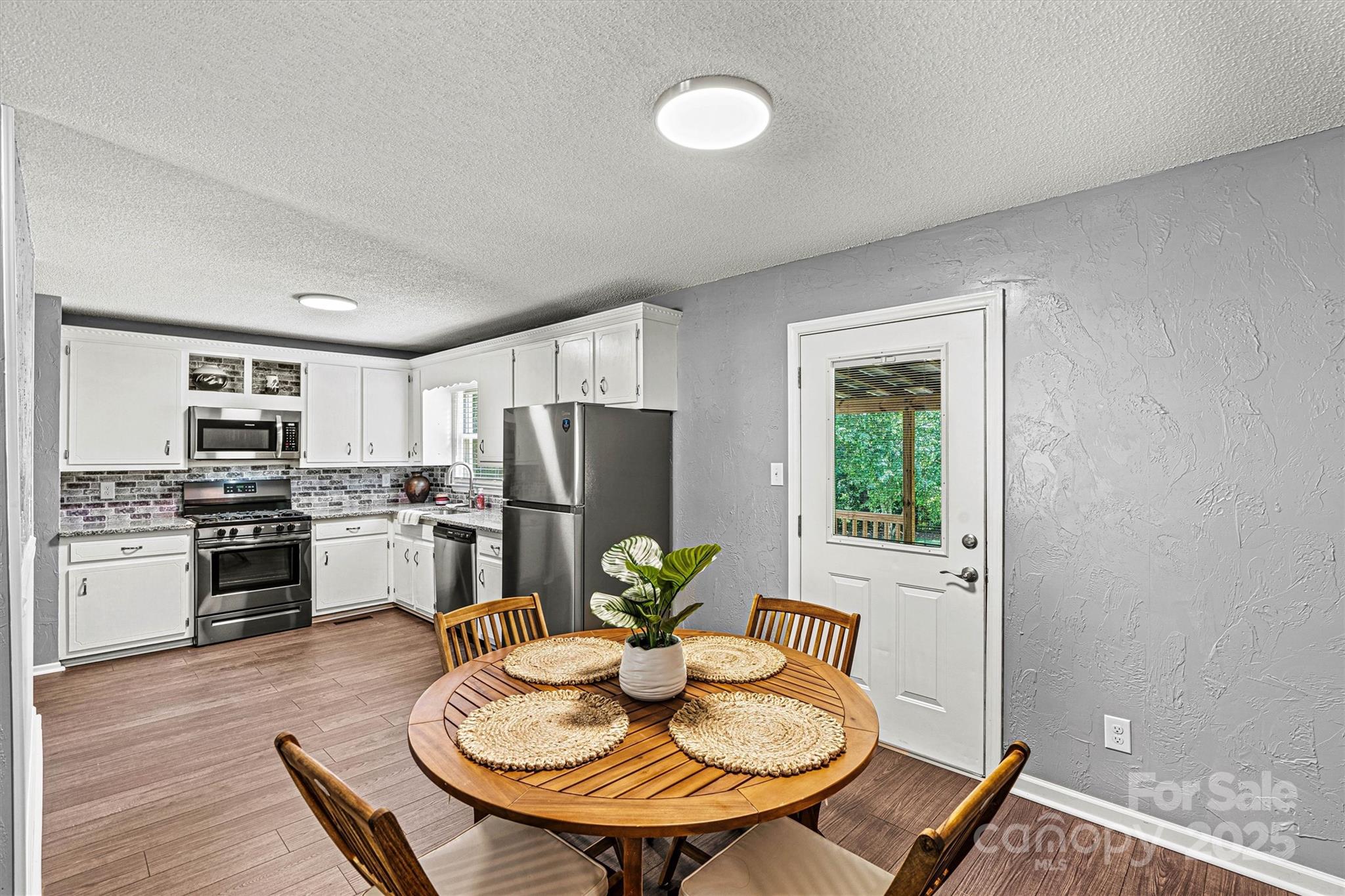 1328 32nd Street Court Property Photo 15