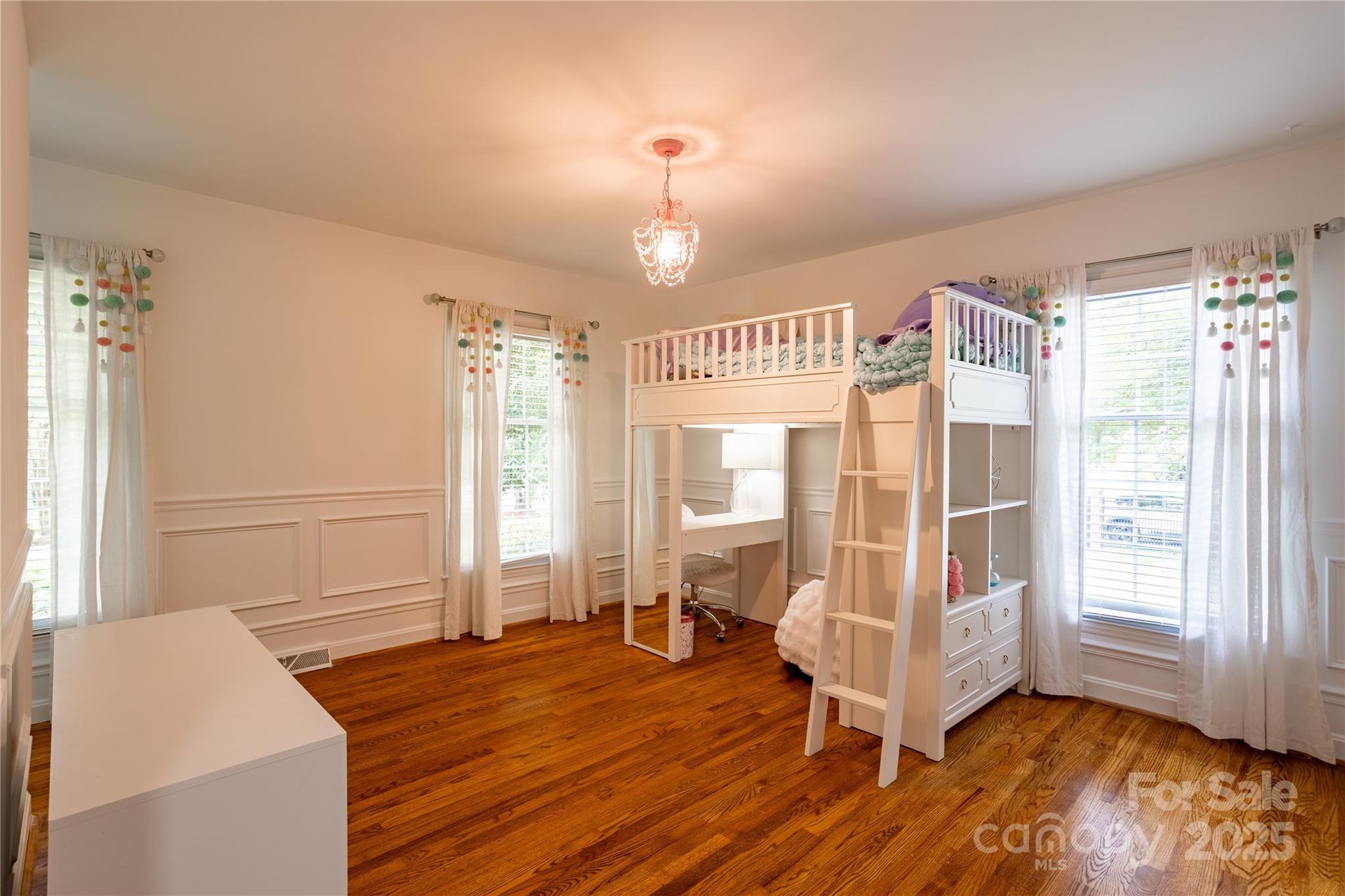 4401 Town And Country Drive Property Photo 20