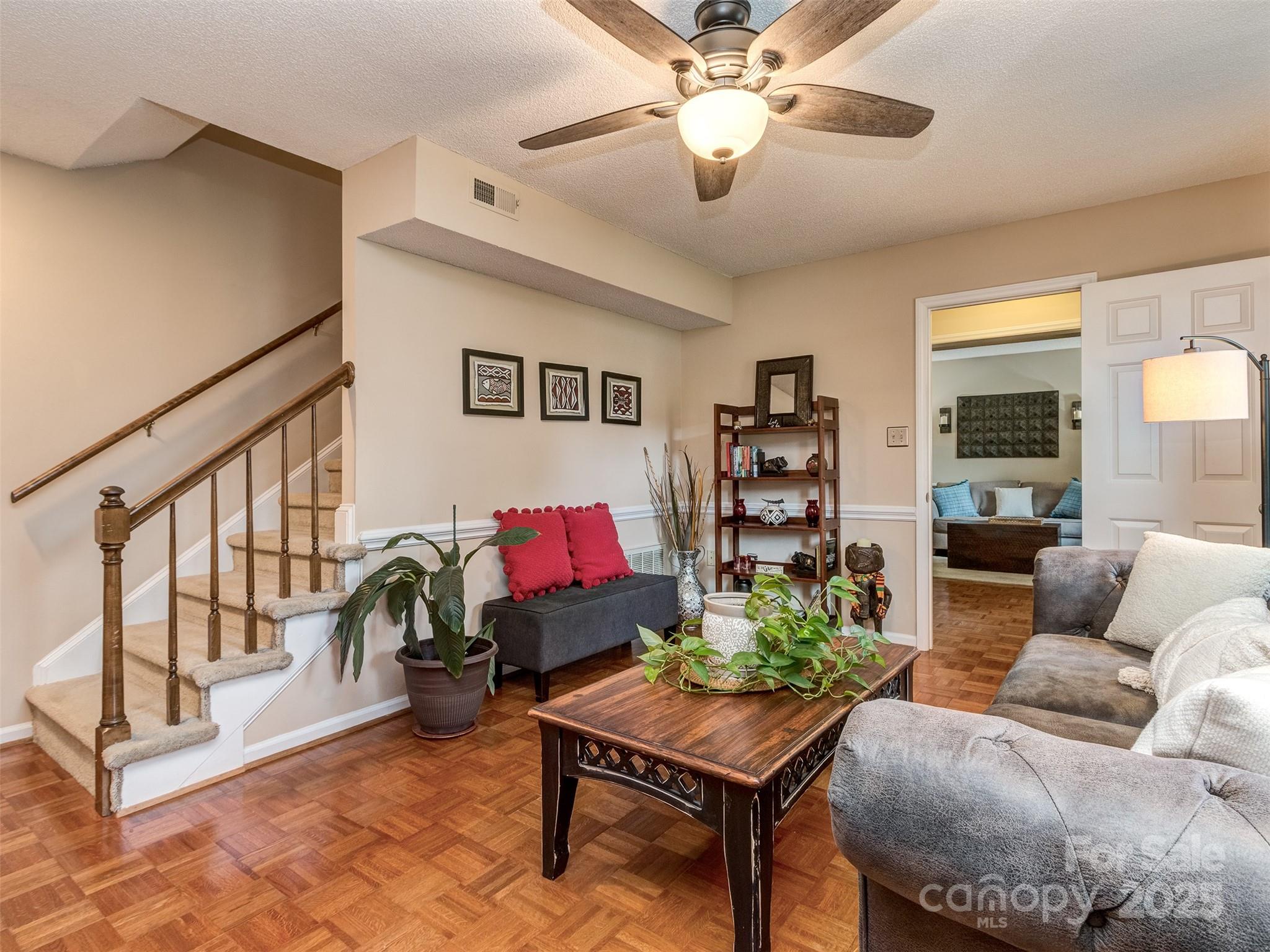 8715 Parkchester Drive Property Photo 13