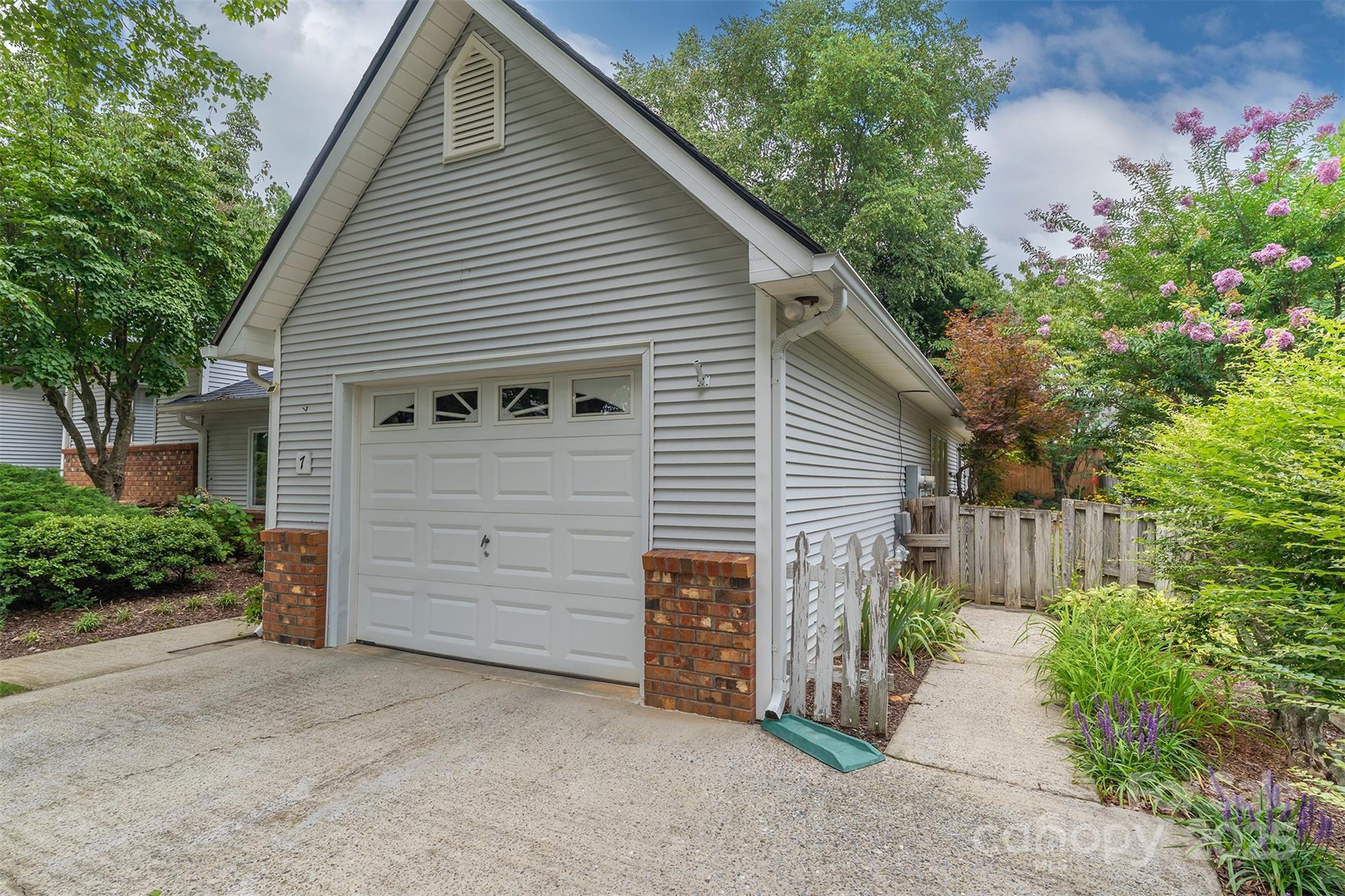 7 Silver Place Property Photo 23