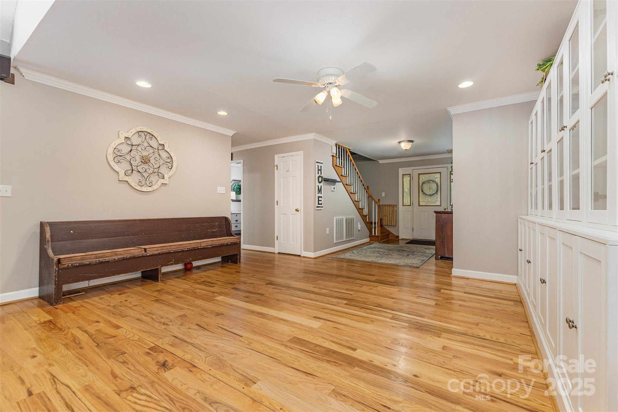 3251 Van Tassel Drive Property Photo 5