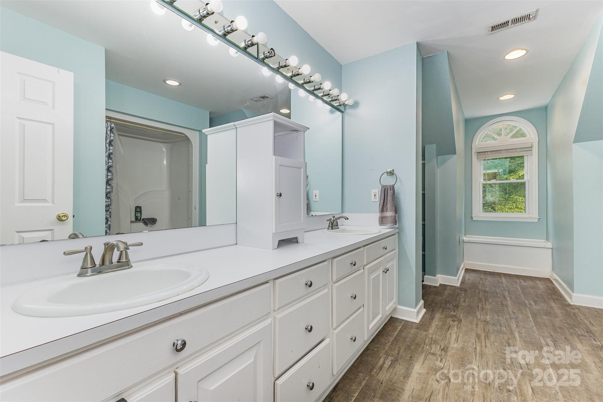 3251 Van Tassel Drive Property Photo 22