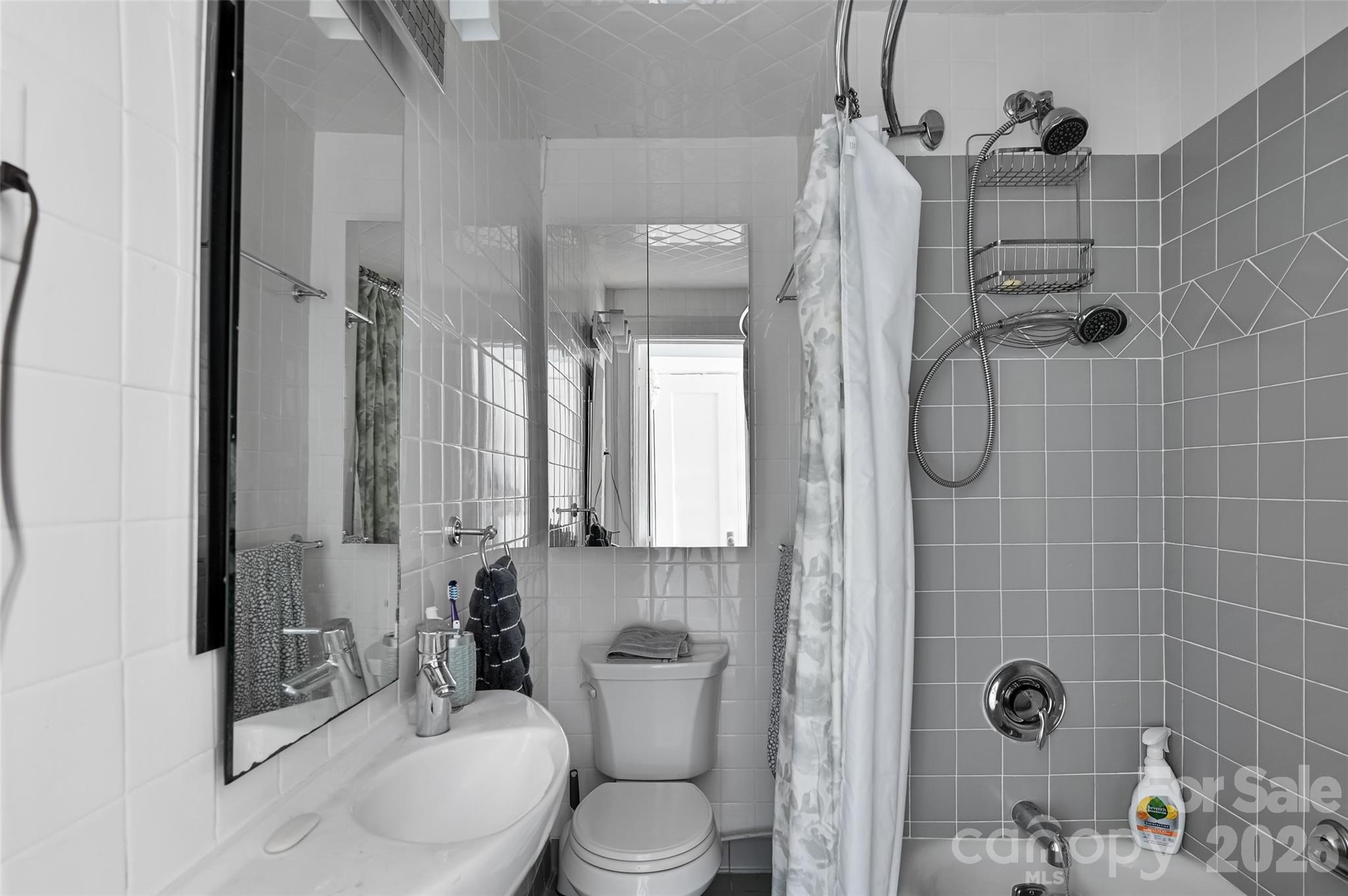 538 N Main Street 305-#308 Property Photo 25
