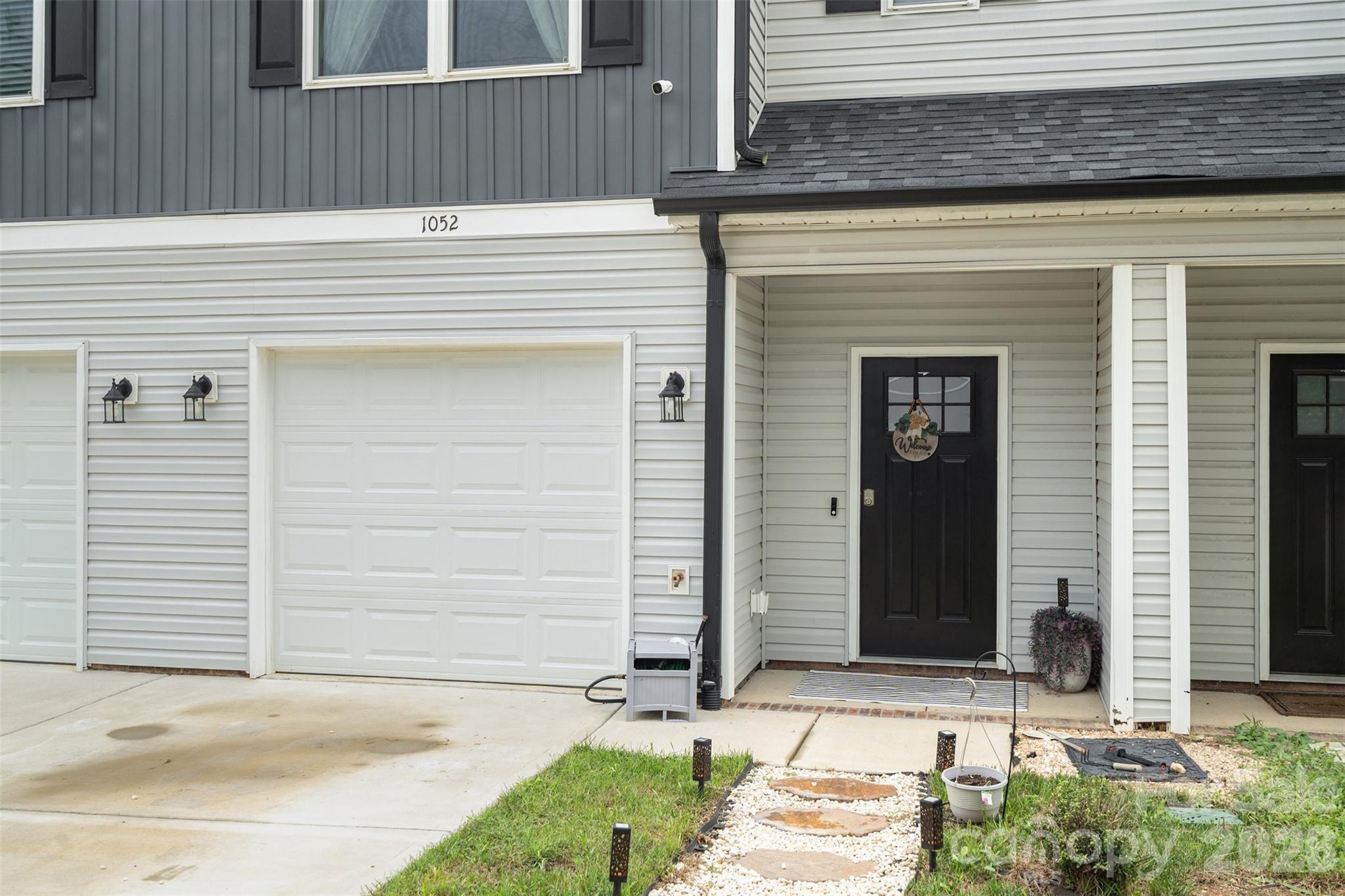 1052 Mclain Road Property Photo 4