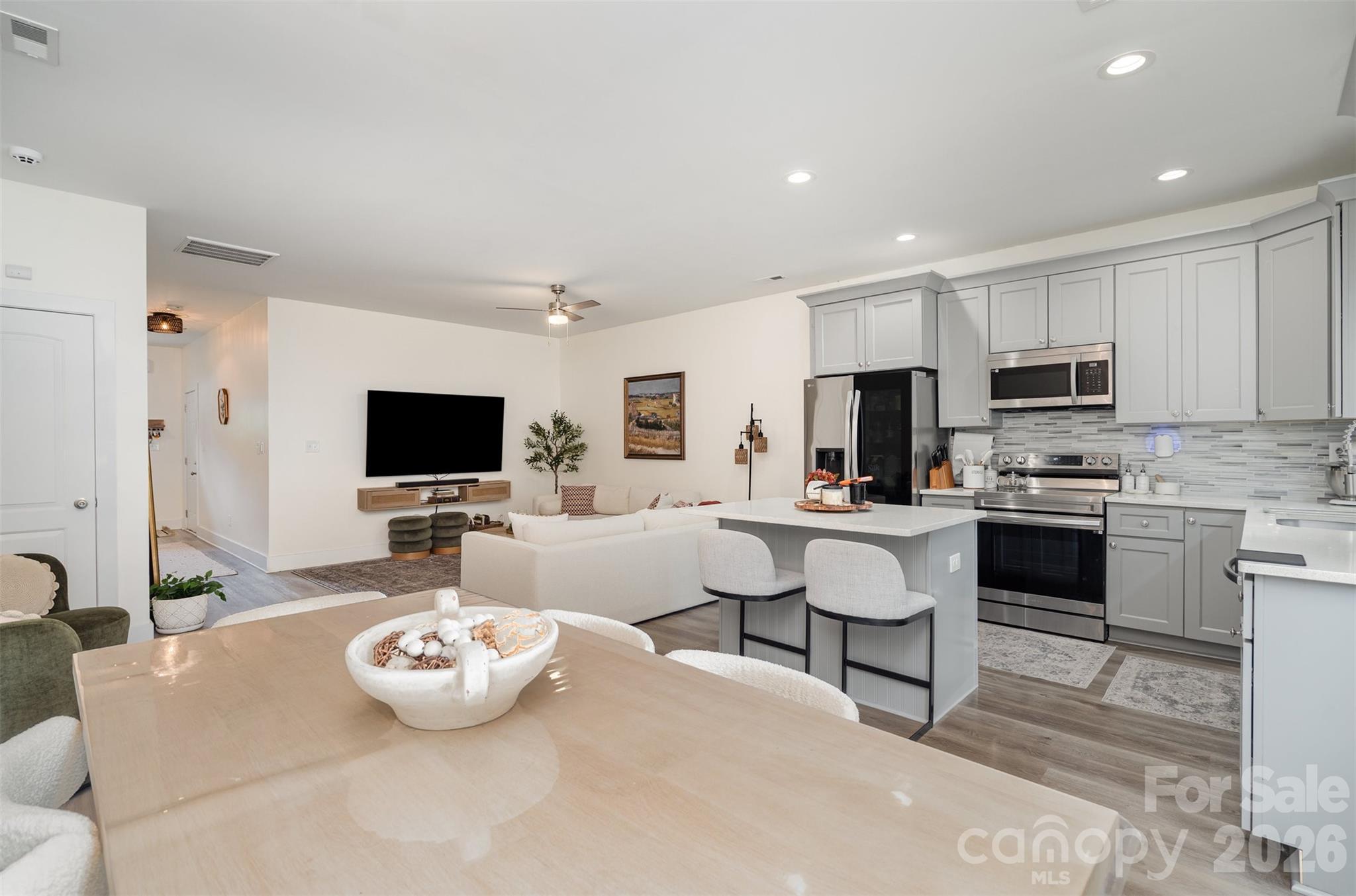 1052 Mclain Road Property Photo 11