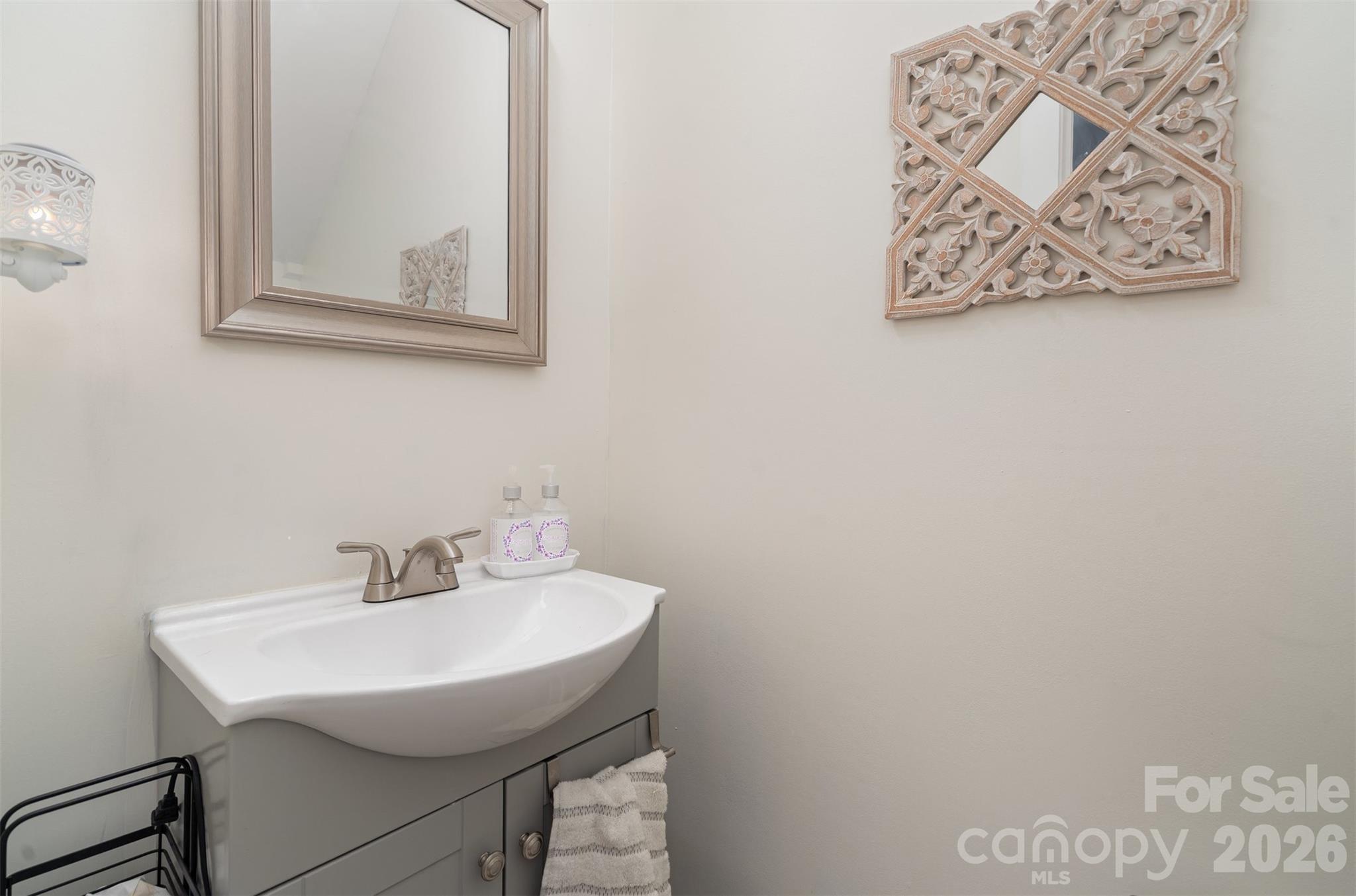1052 Mclain Road Property Photo 15
