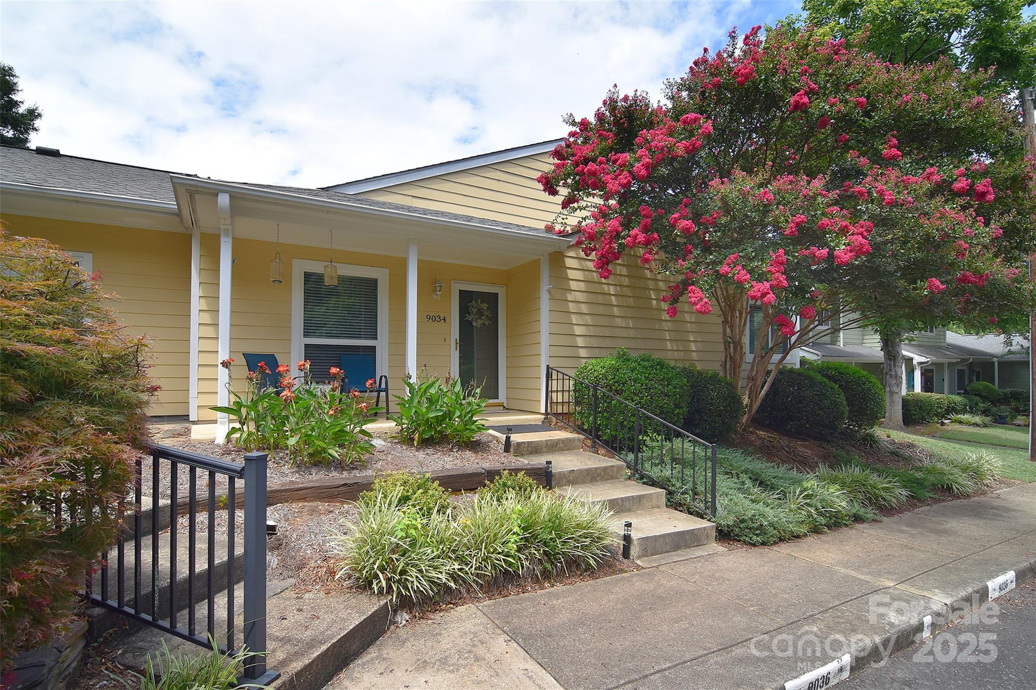 9034 Mcalpine Cove Court Property Photo 1