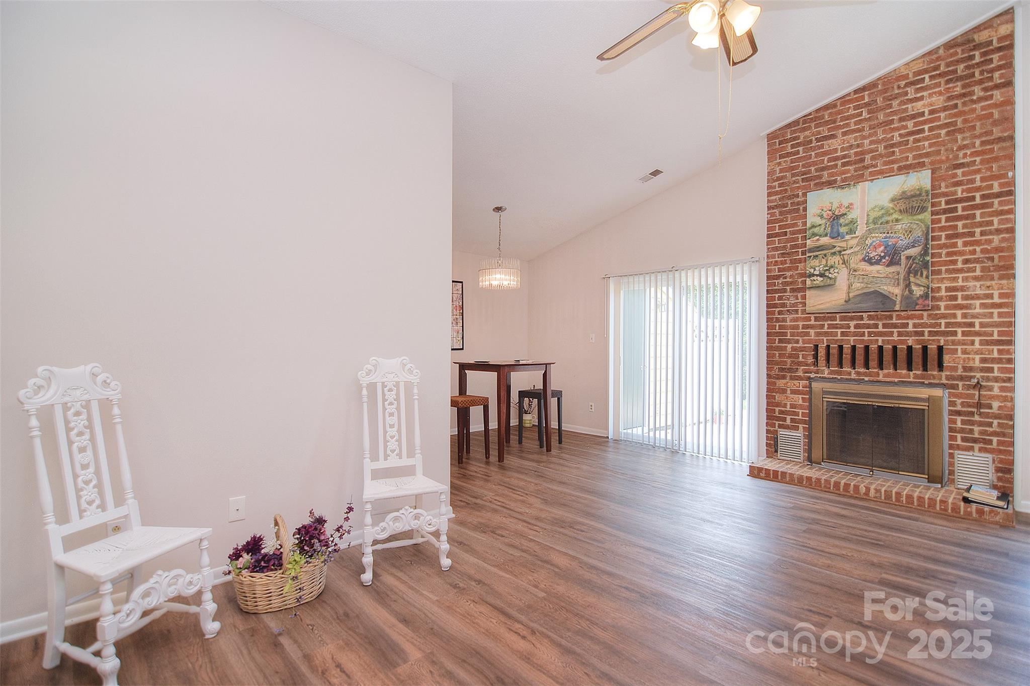 9034 Mcalpine Cove Court Property Photo 4