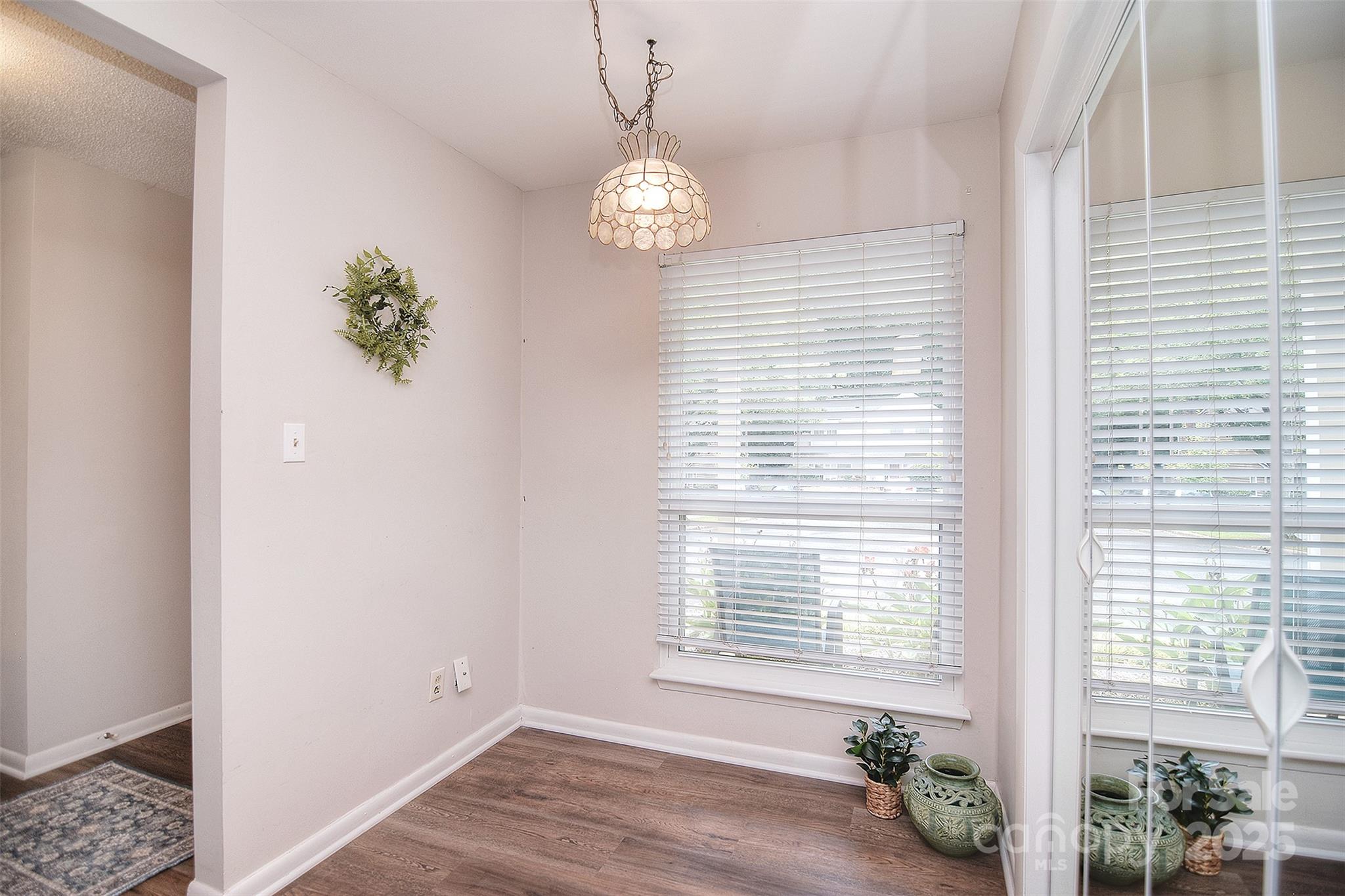 9034 Mcalpine Cove Court Property Photo 7