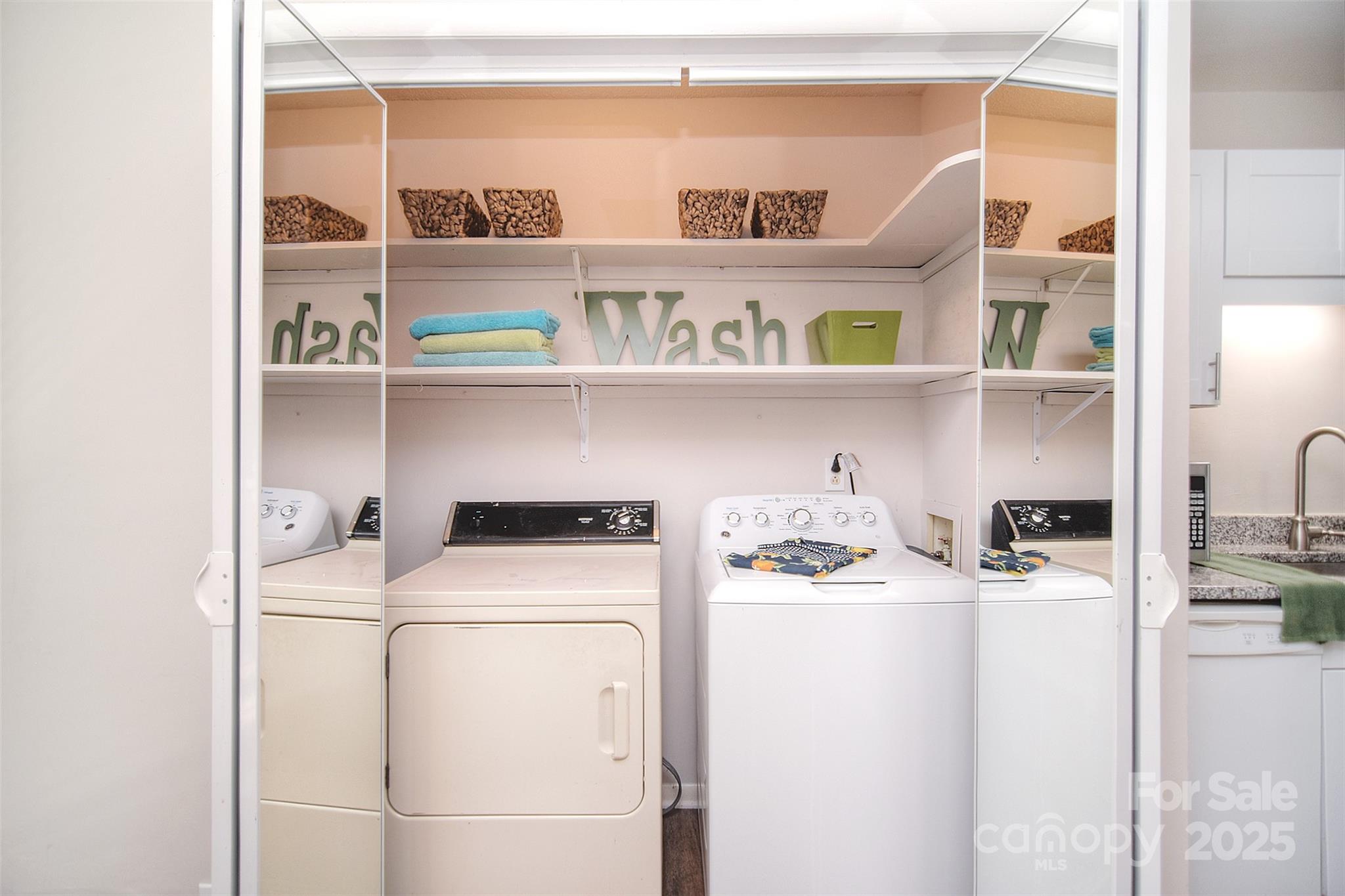 9034 Mcalpine Cove Court Property Photo 13