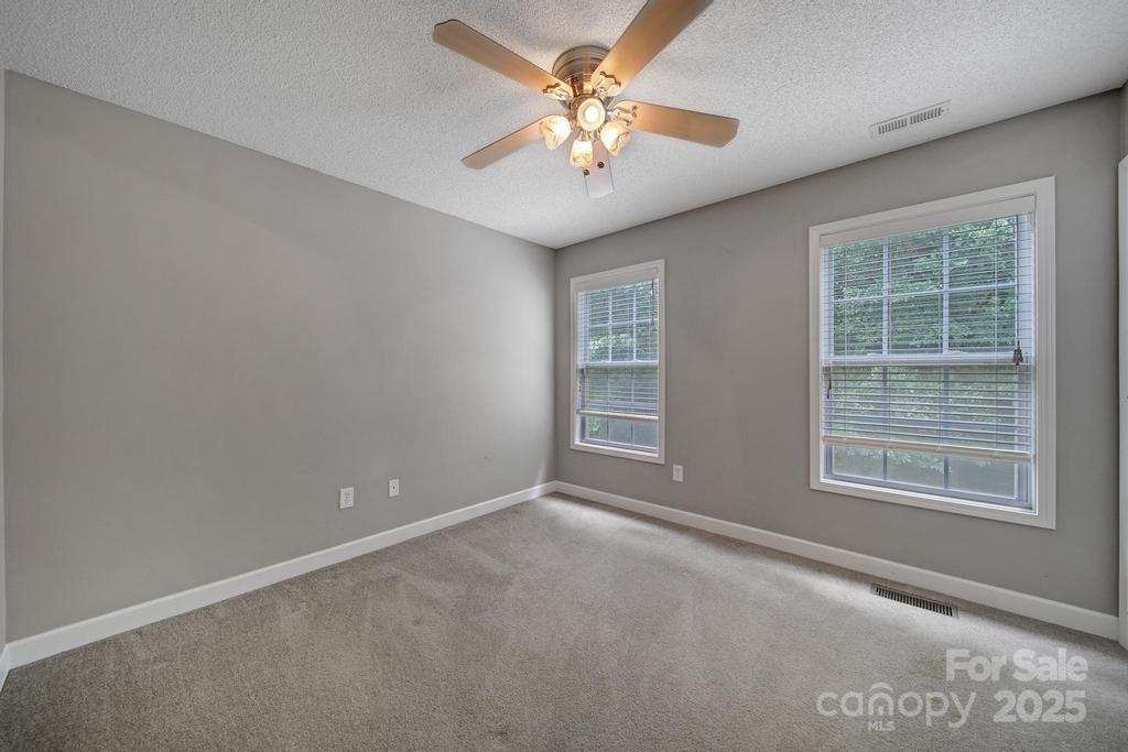 4394 Mountain Creek Road Property Photo 15