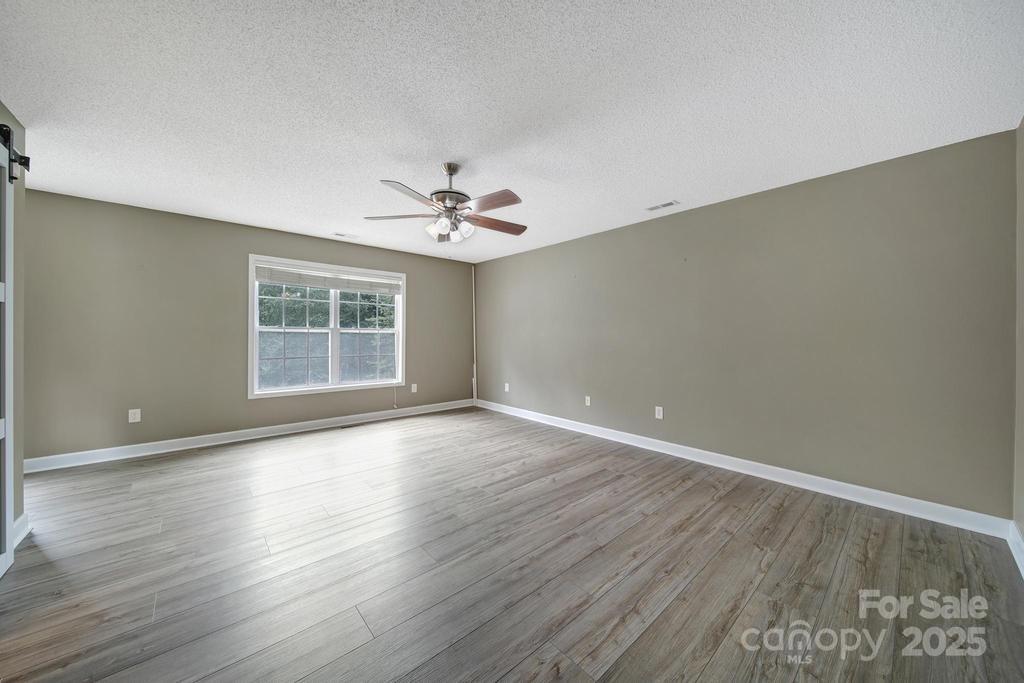 4394 Mountain Creek Road Property Photo 17