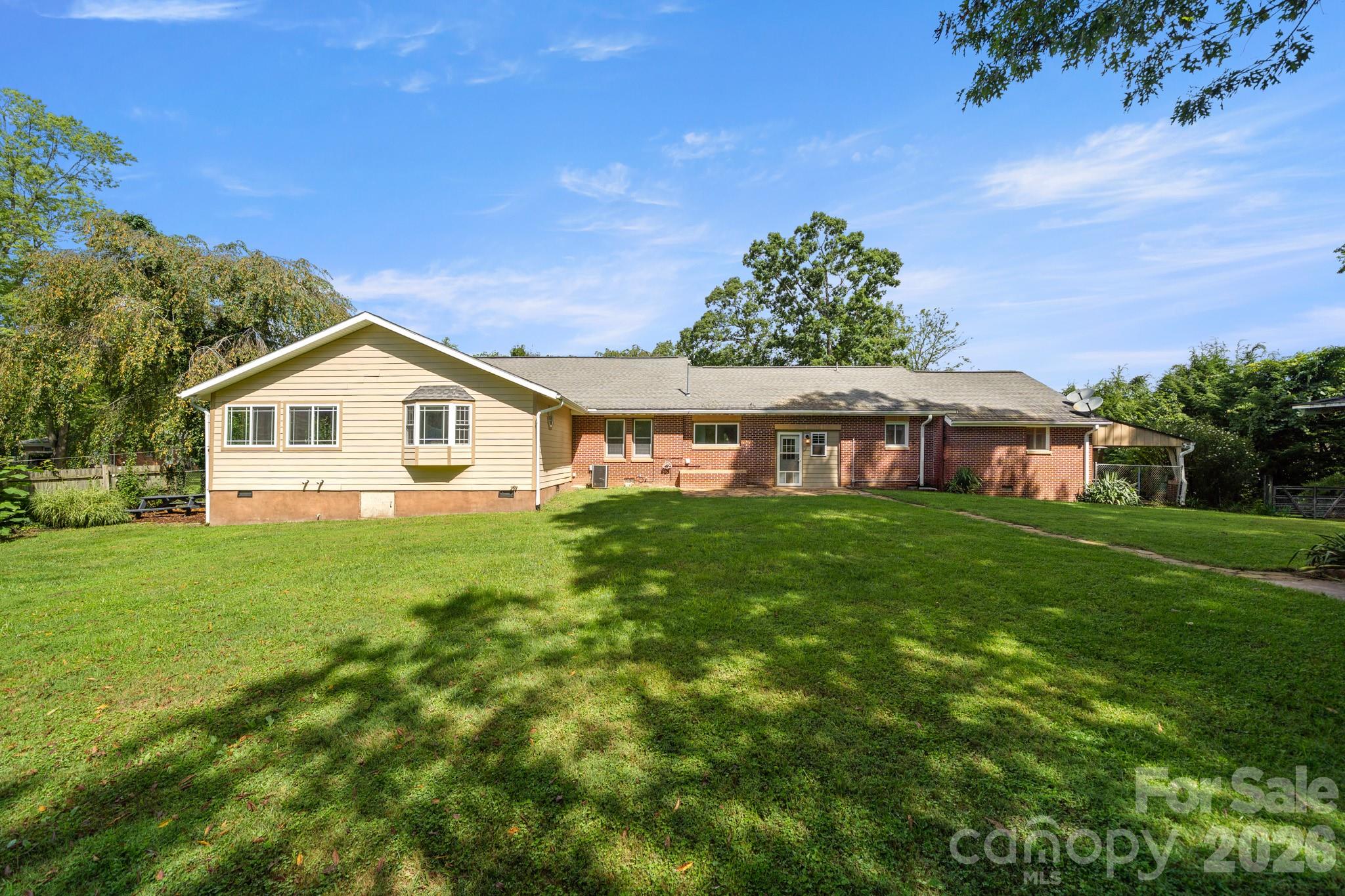 429 Brooklyn Avenue Property Photo 7