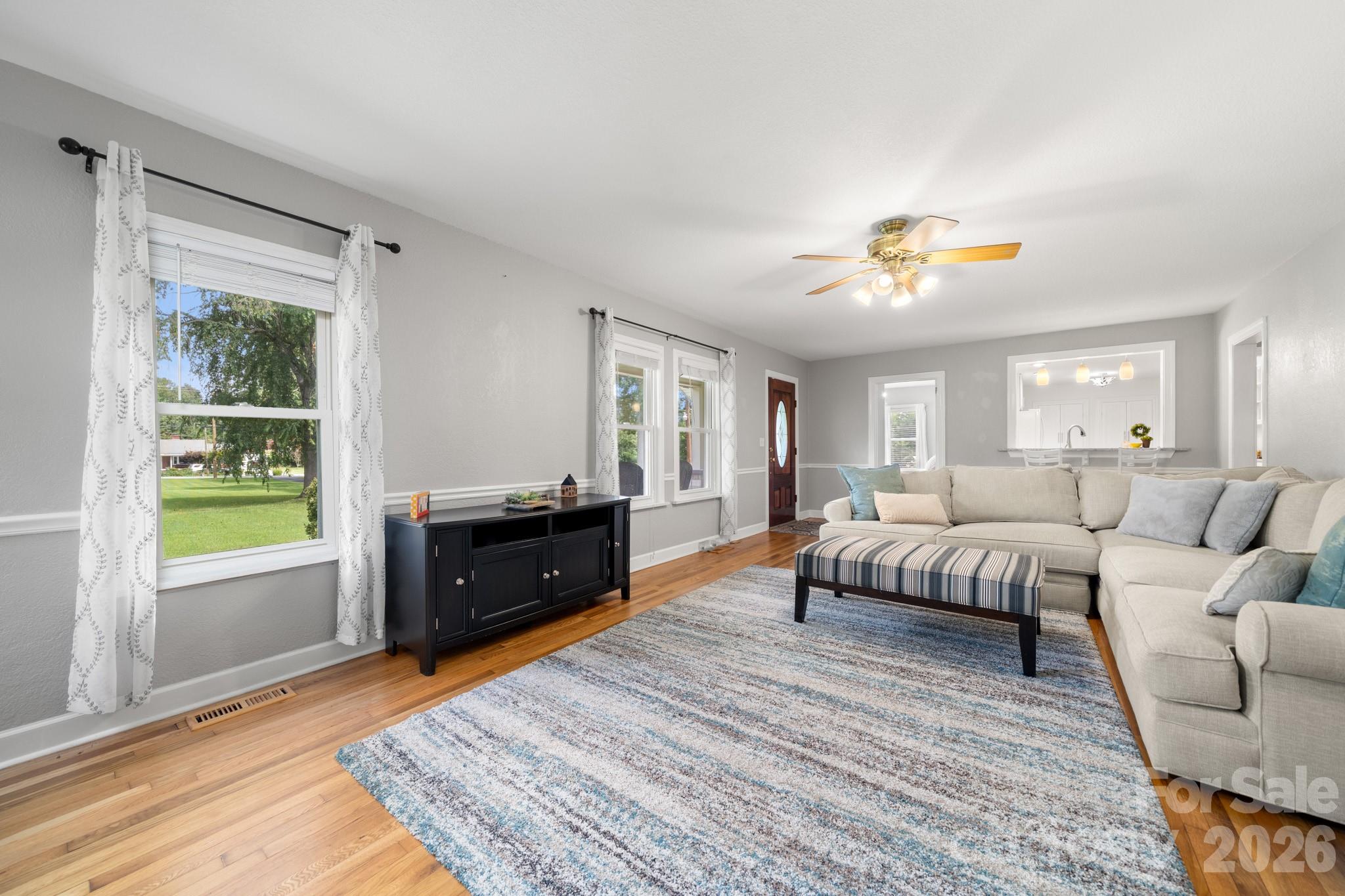 429 Brooklyn Avenue Property Photo 11