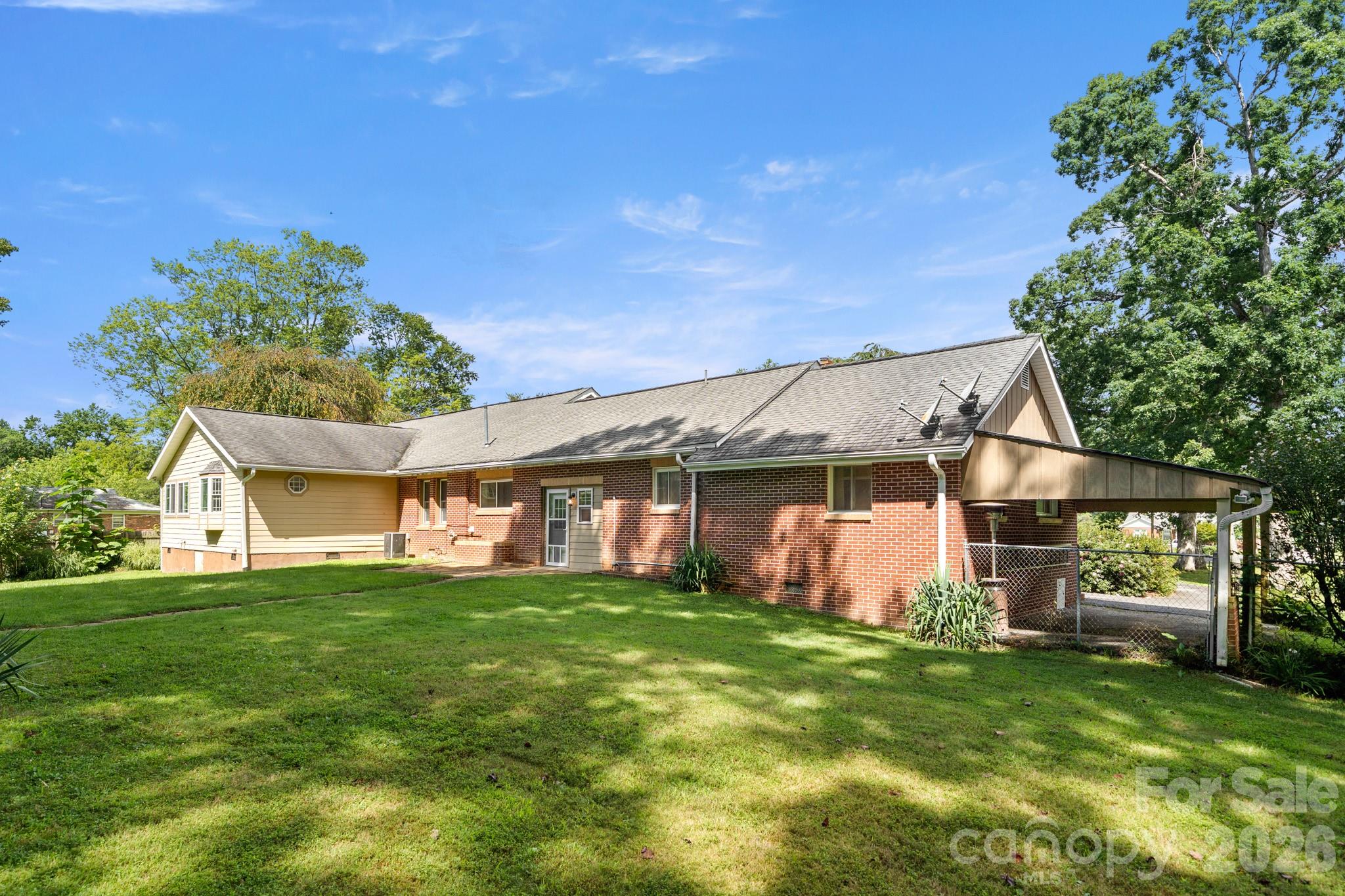 429 Brooklyn Avenue Property Photo 41