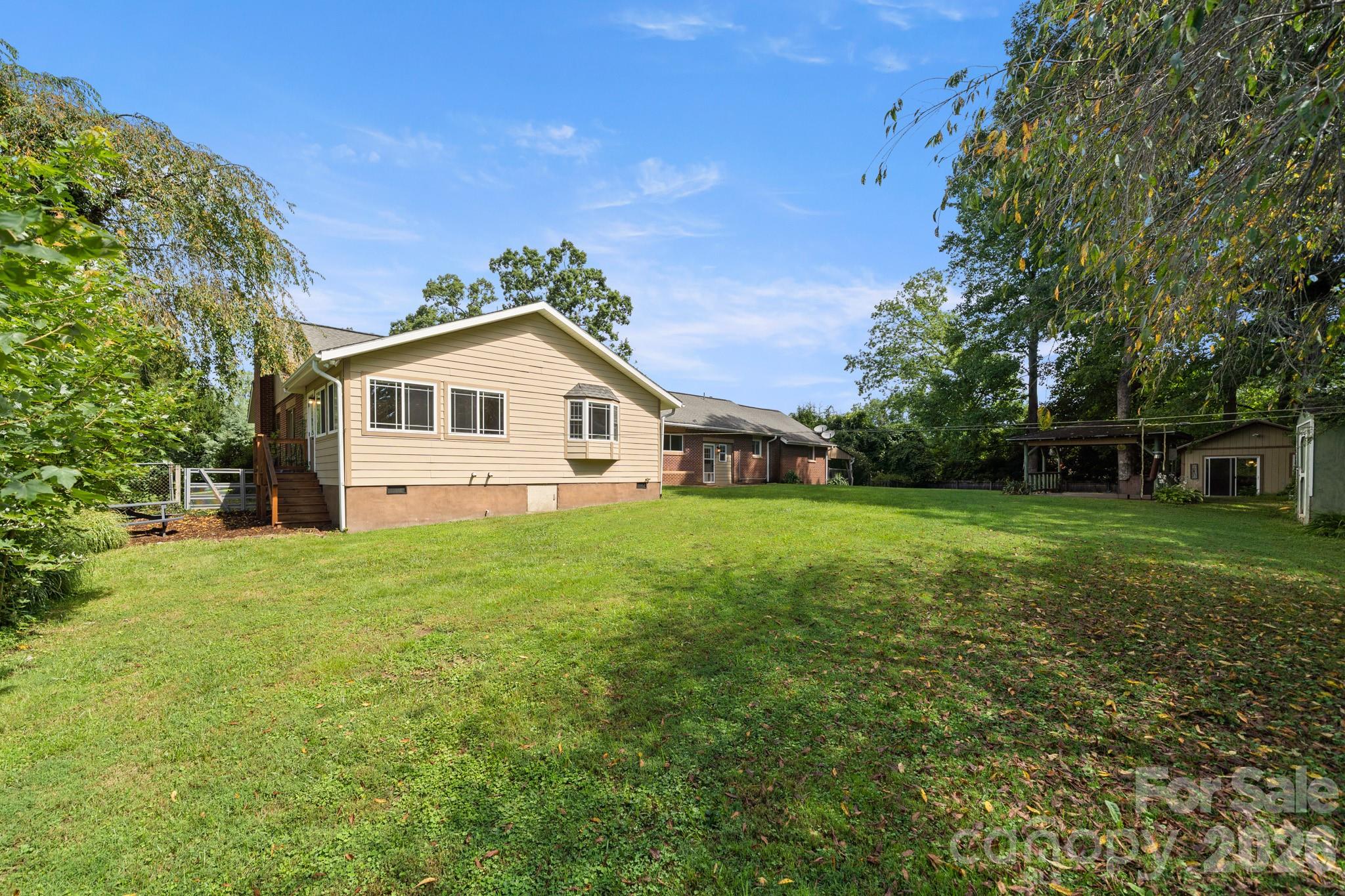 429 Brooklyn Avenue Property Photo 42
