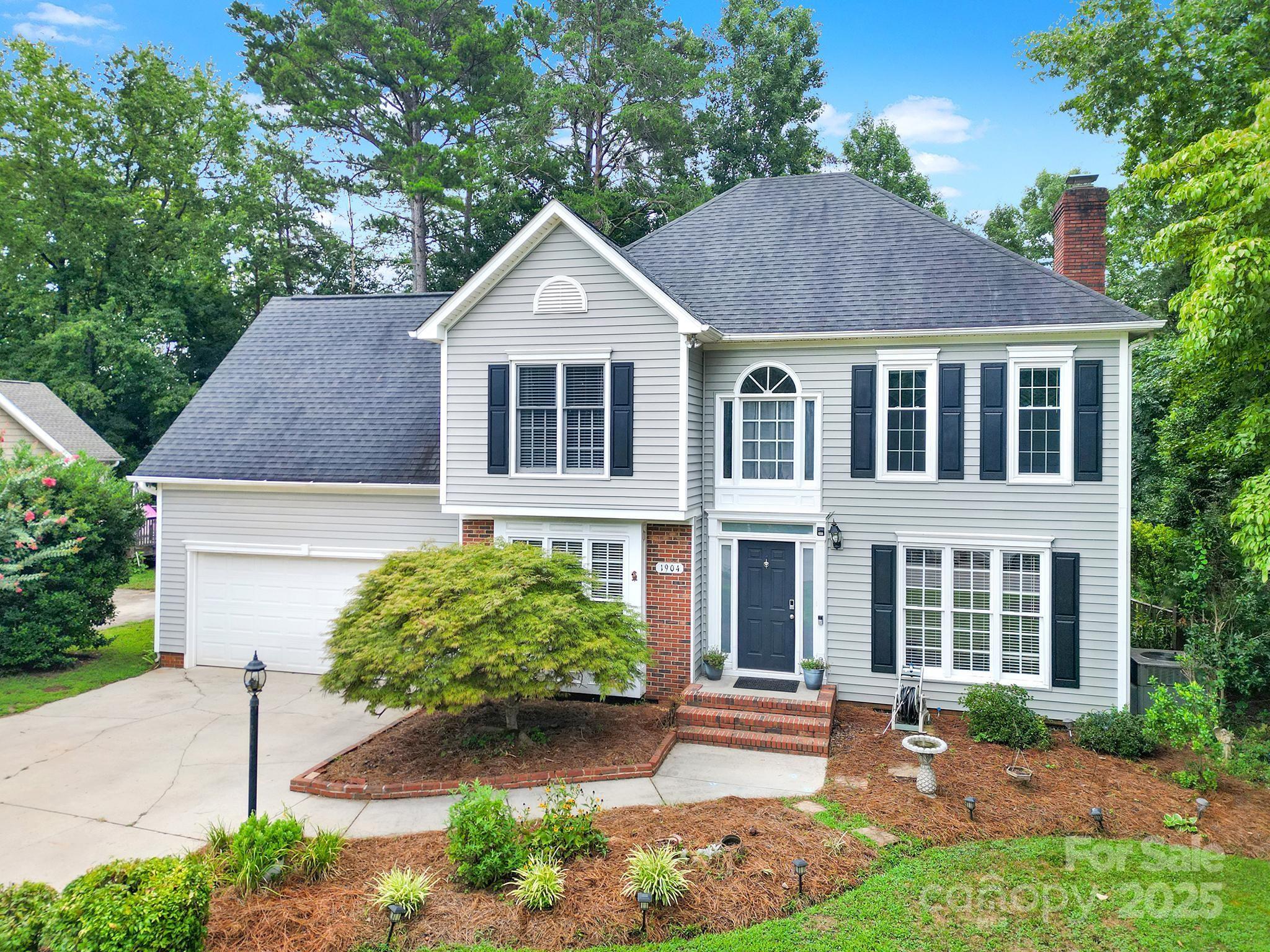 1904 Steeplechase Drive Property Photo 1