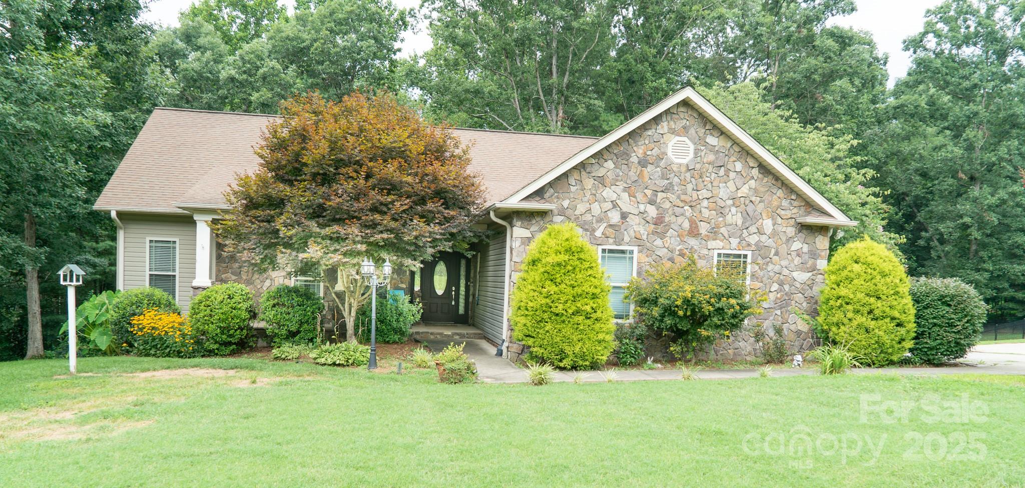 3615 Hollow Oak Lane Property Photo 1