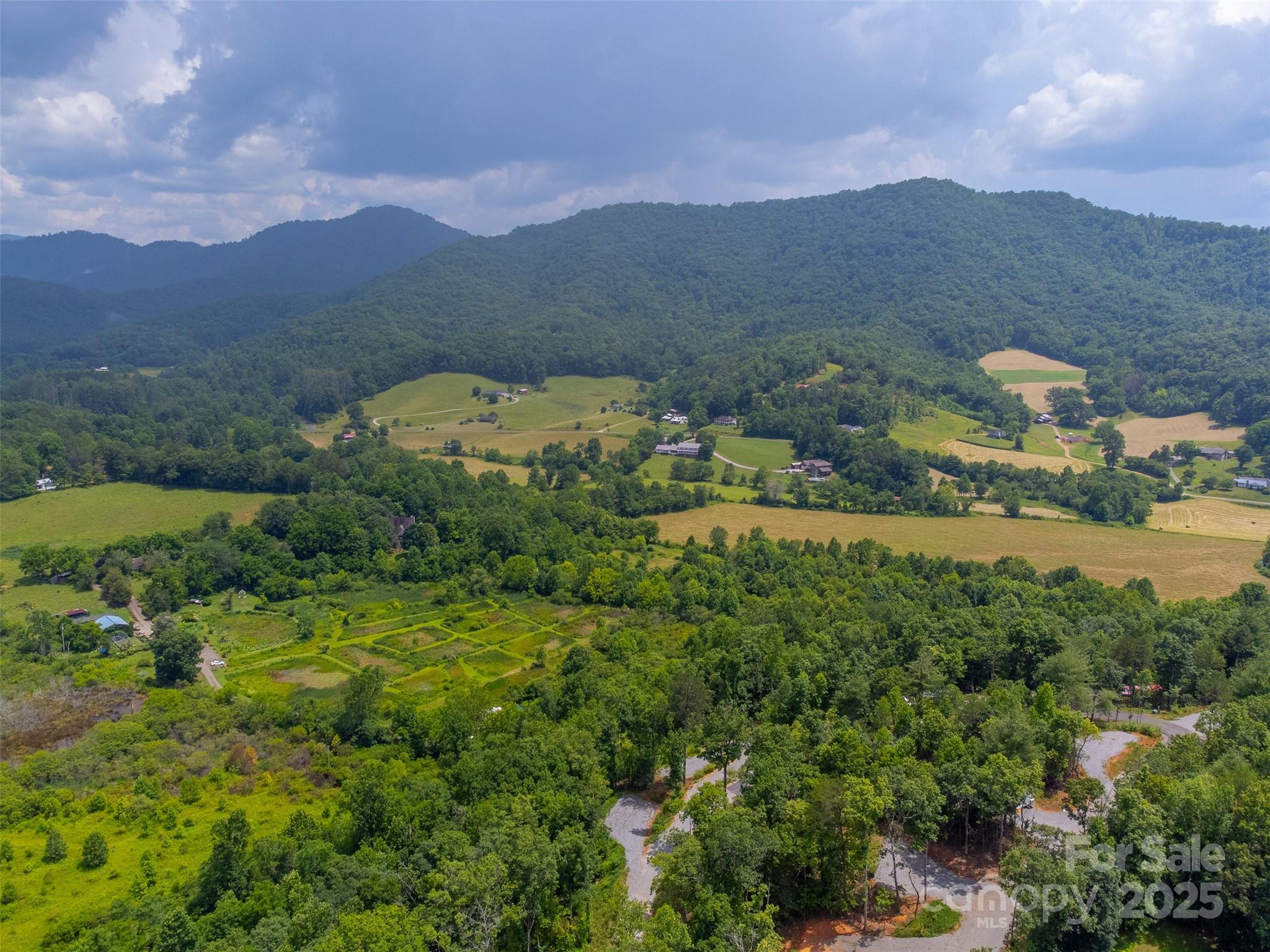 9999 Kimberly Lane 17 Property Photo 6