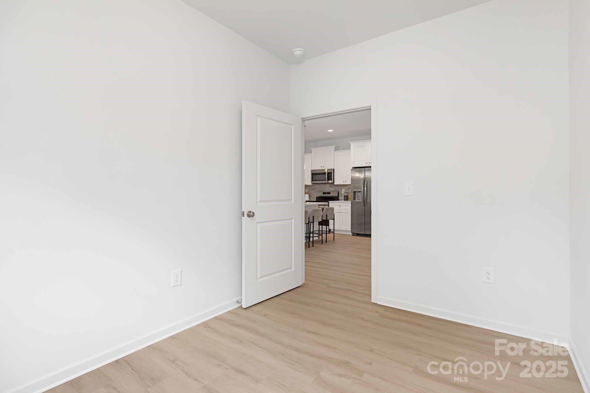 1137 Thayer Glen Court Property Photo 16