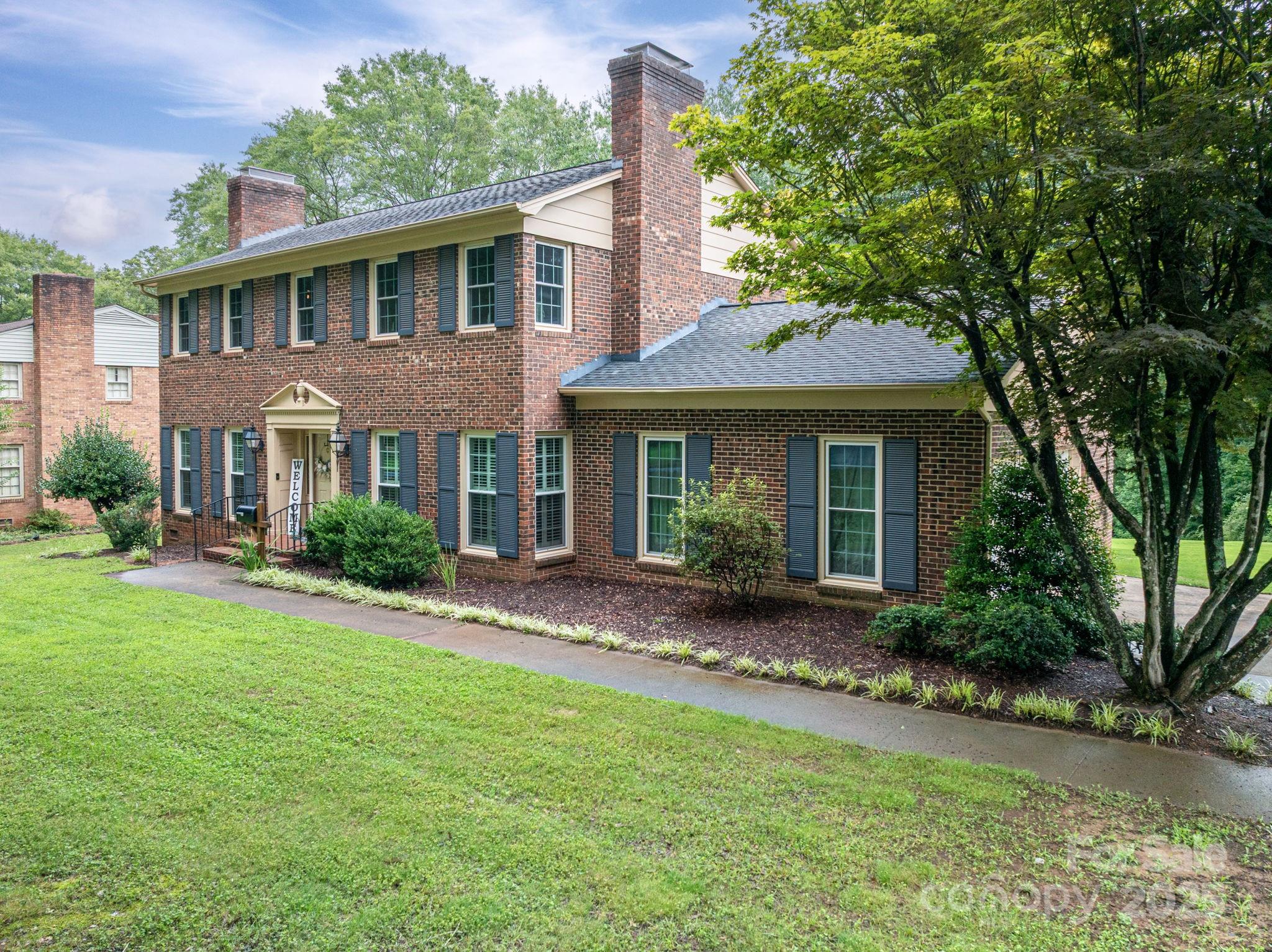 930 Elizabeth Road Property Photo 1