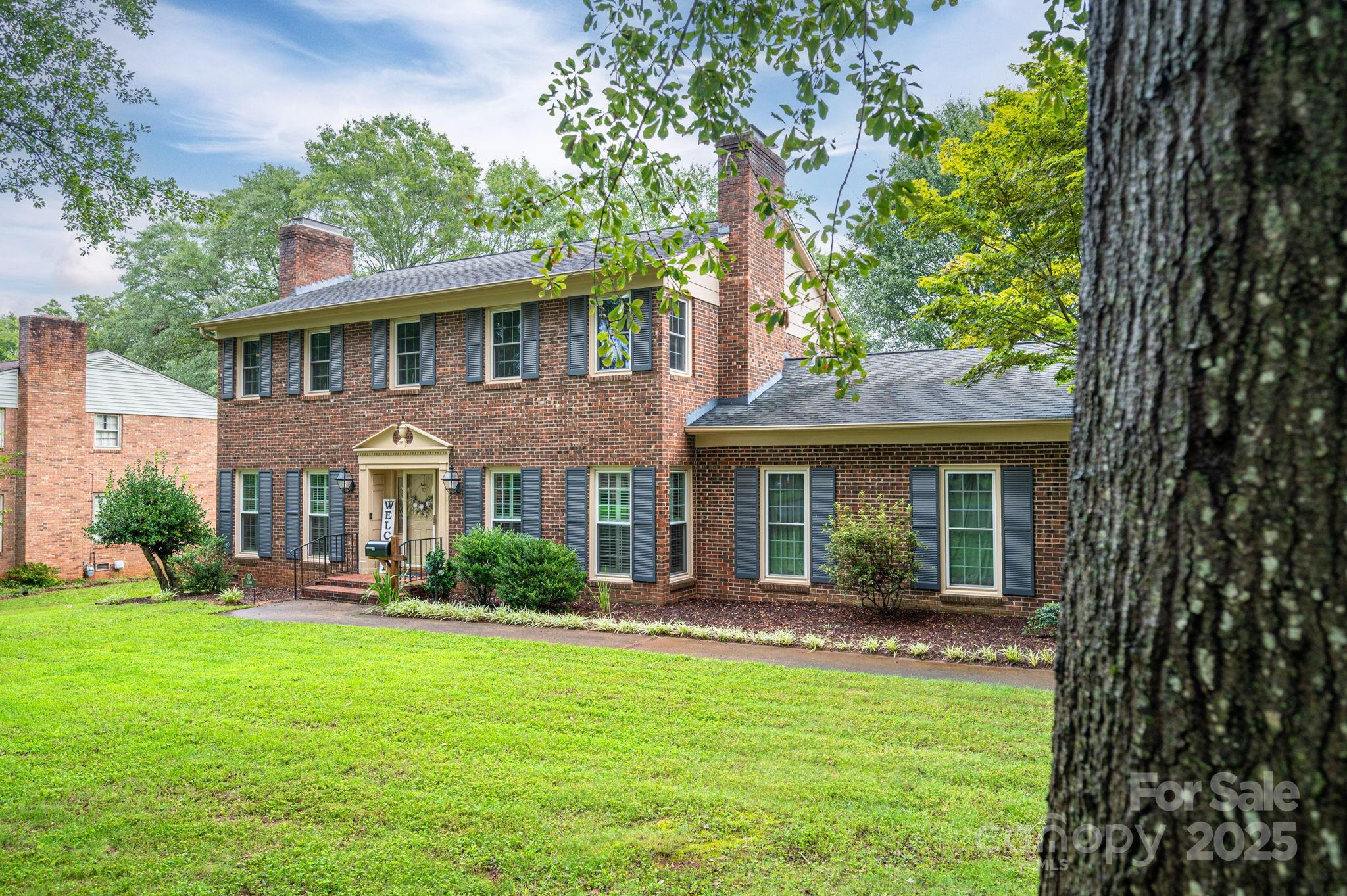 930 Elizabeth Road Property Photo 6