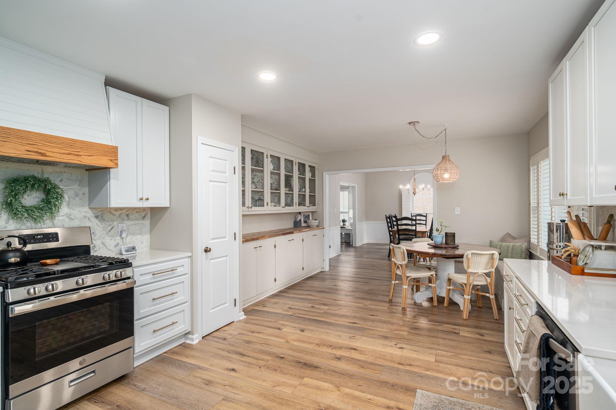 930 Elizabeth Road Property Photo 11