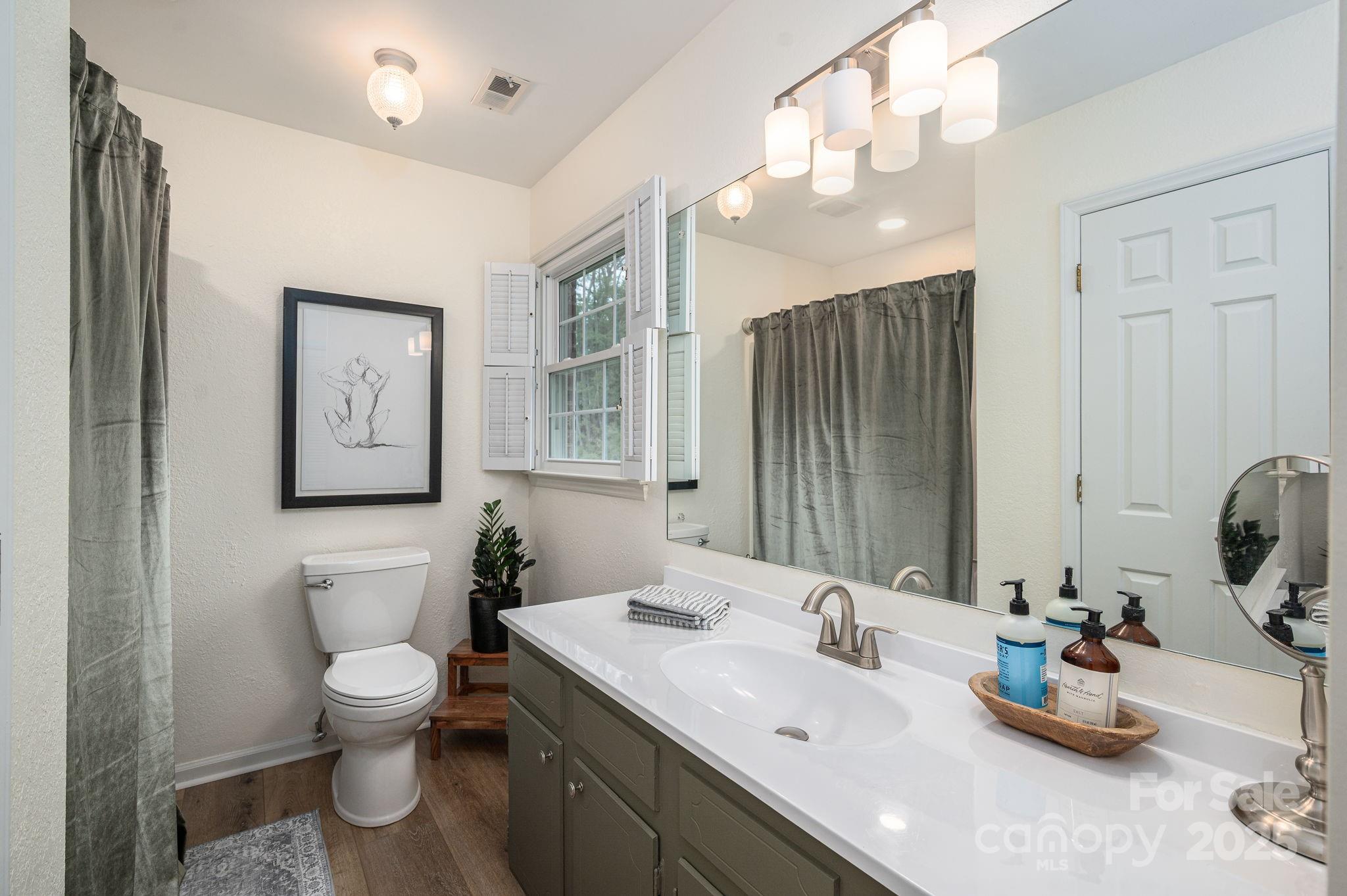 930 Elizabeth Road Property Photo 27