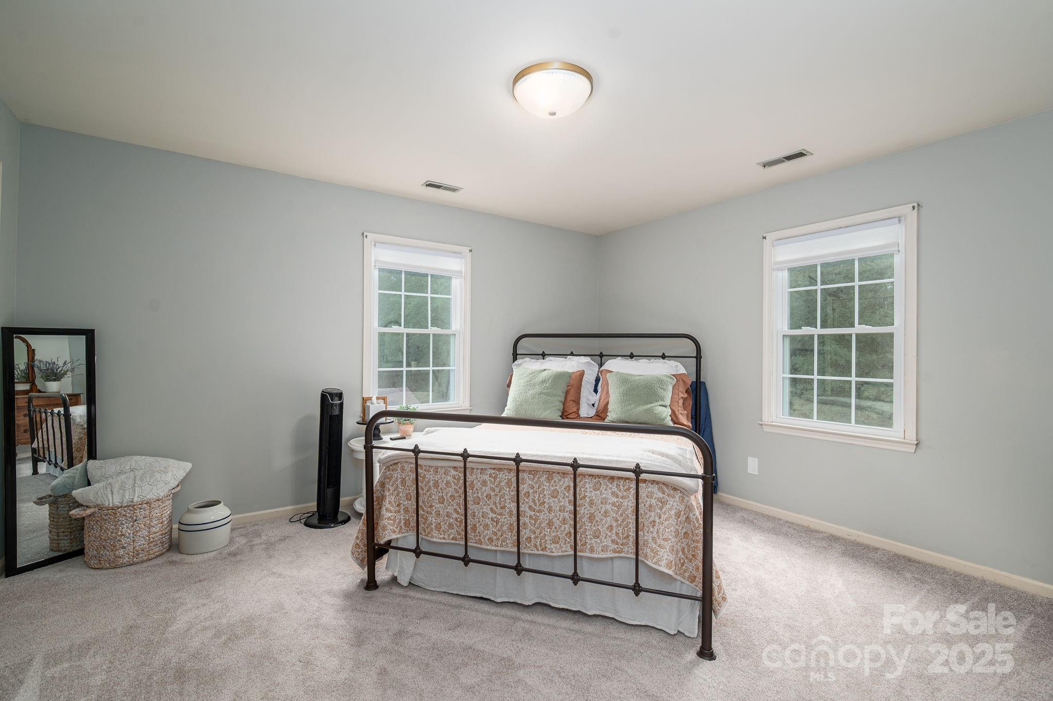 930 Elizabeth Road Property Photo 28