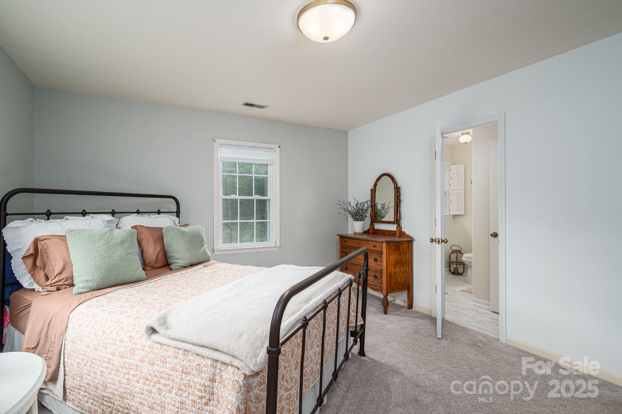 930 Elizabeth Road Property Photo 29