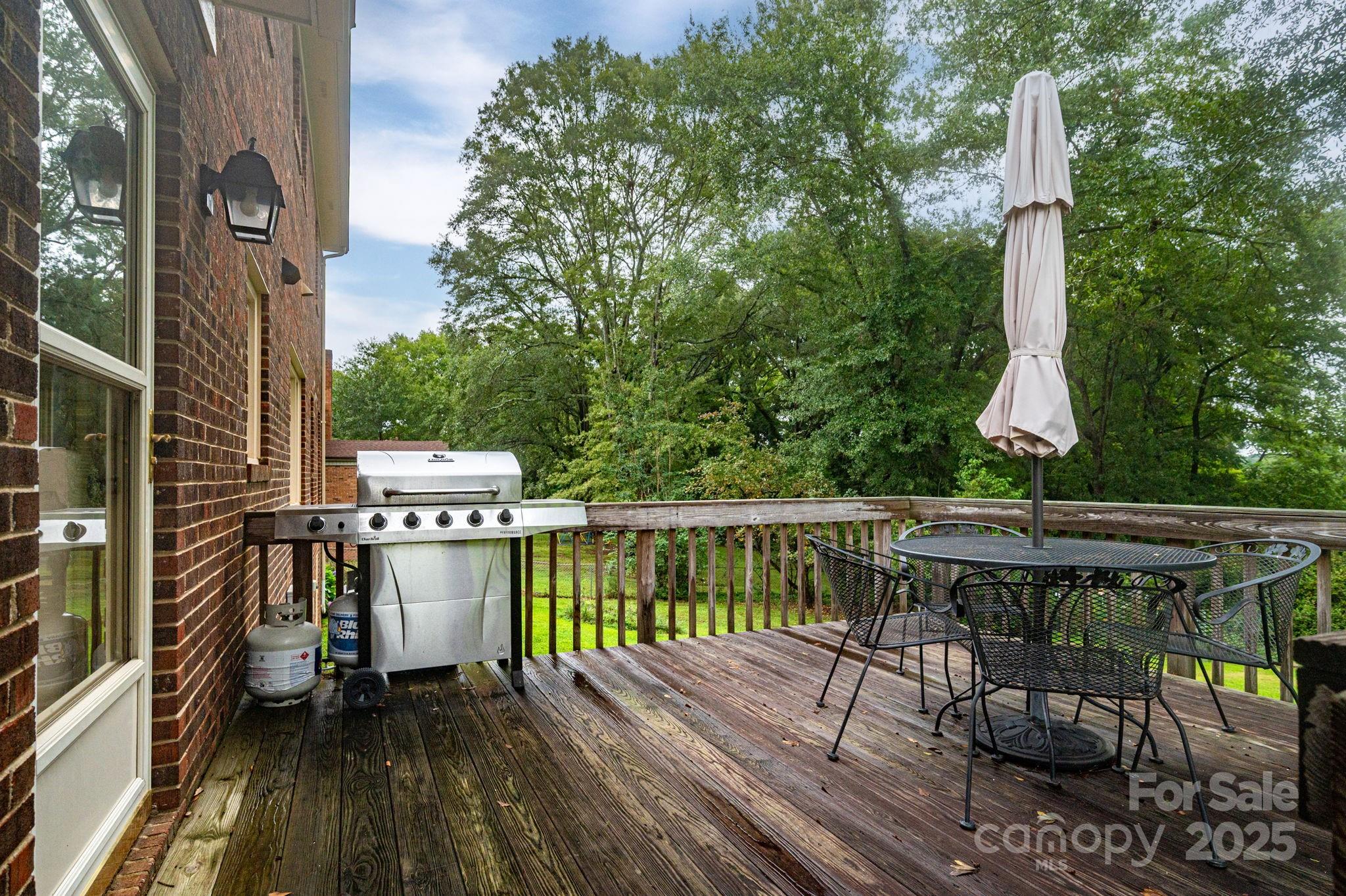 930 Elizabeth Road Property Photo 34