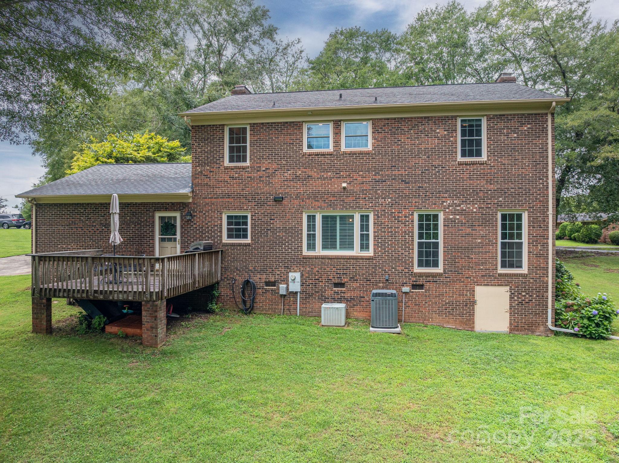 930 Elizabeth Road Property Photo 44