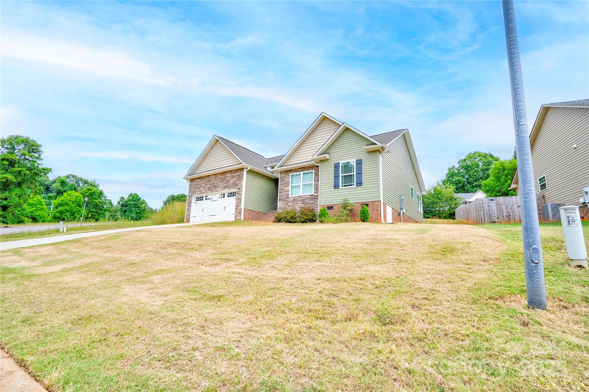 129 Topaz Lane 25 Property Photo 1