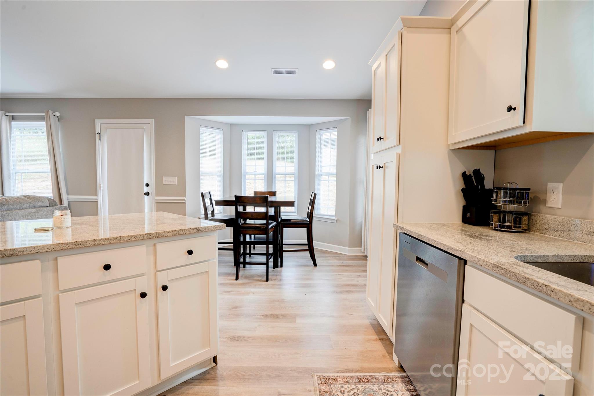 129 Topaz Lane 25 Property Photo 12