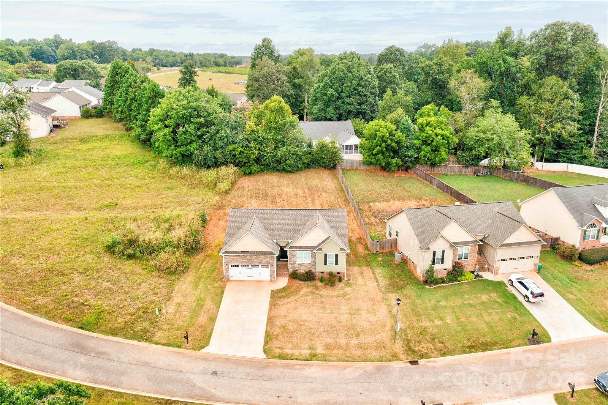 129 Topaz Lane 25 Property Photo 34