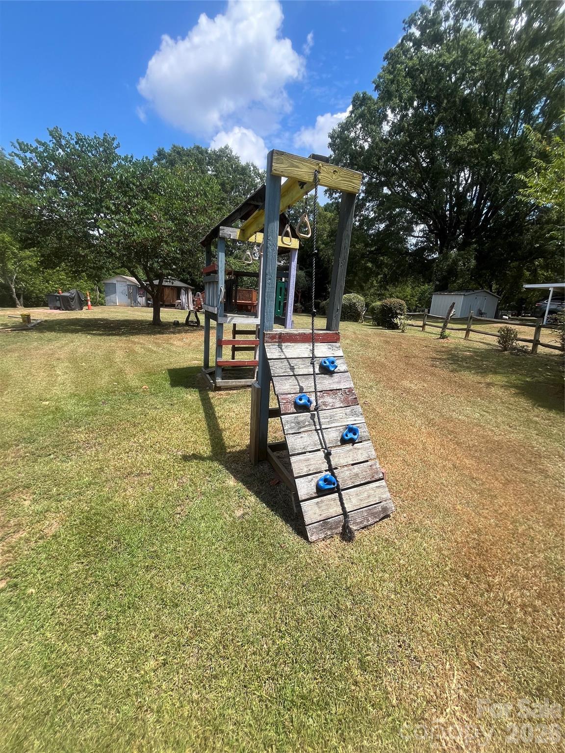 569 Great Falls Highway Property Photo 14