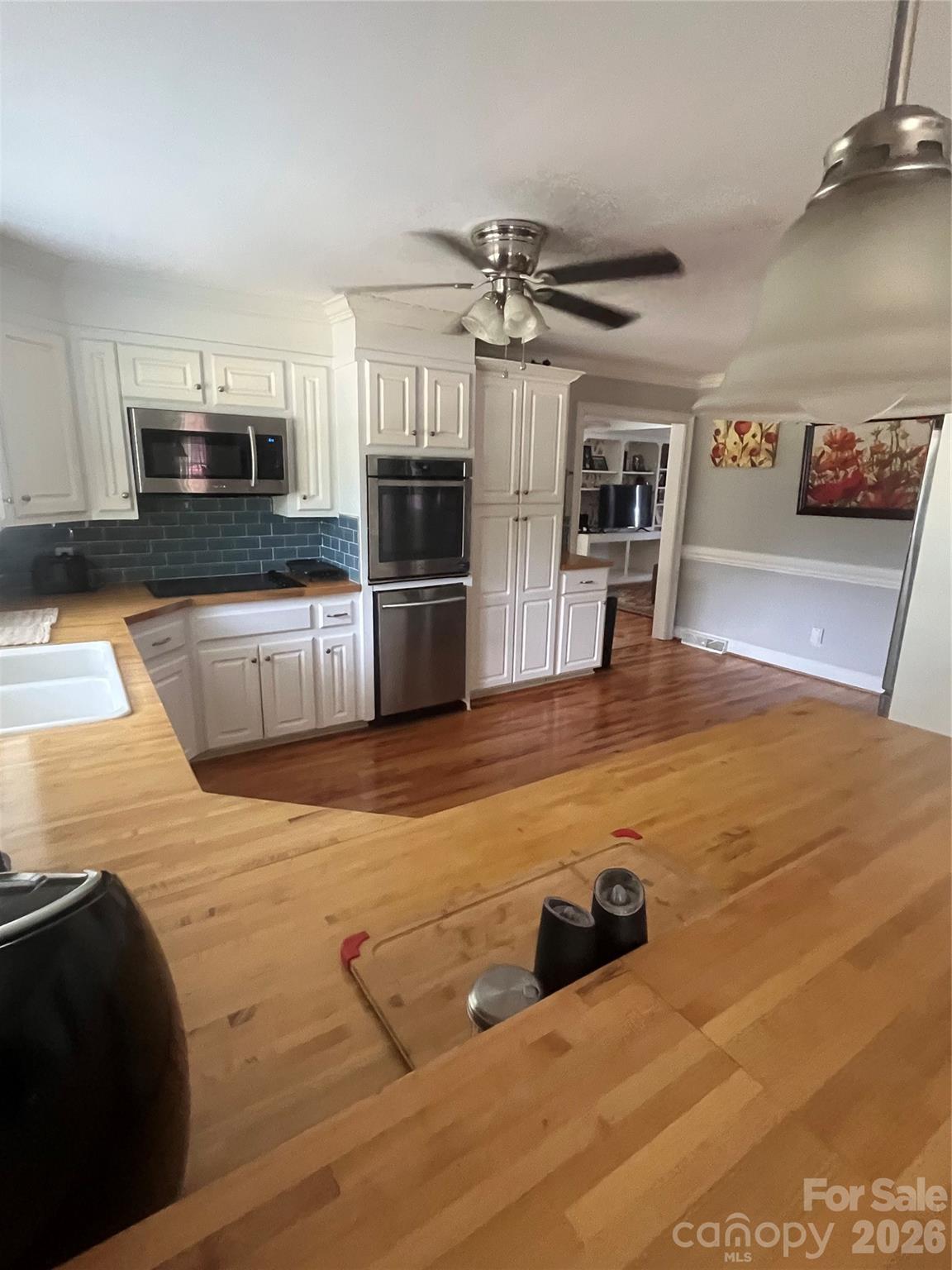569 Great Falls Highway Property Photo 21