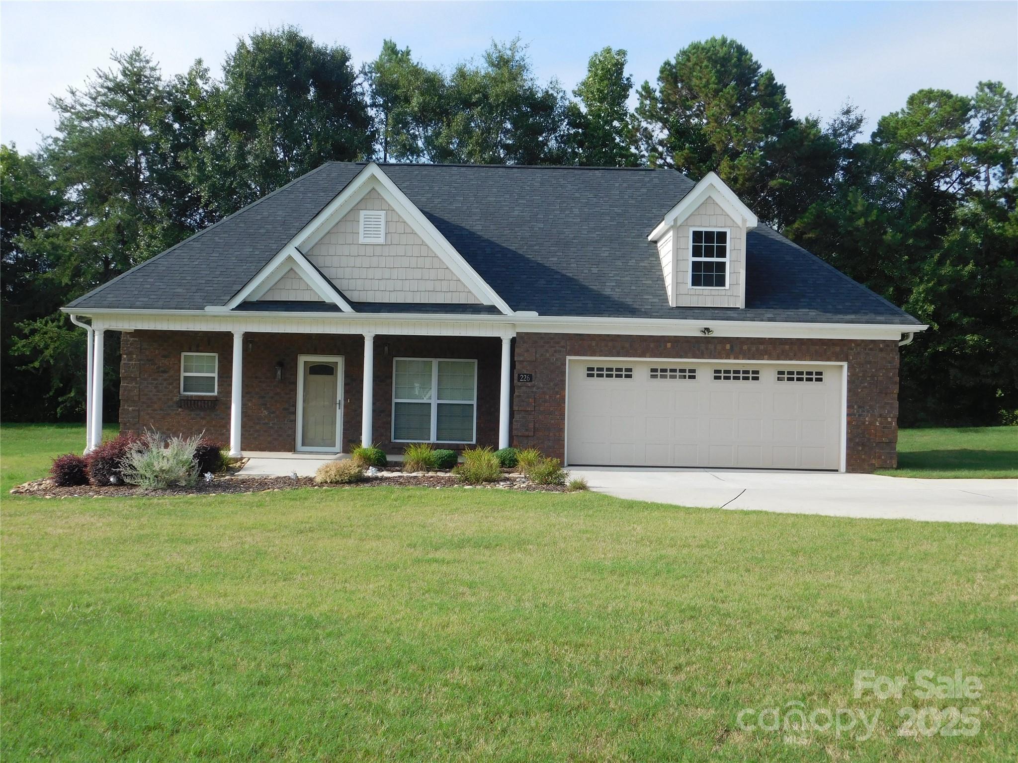 226 T R Harris Drive Property Photo 1